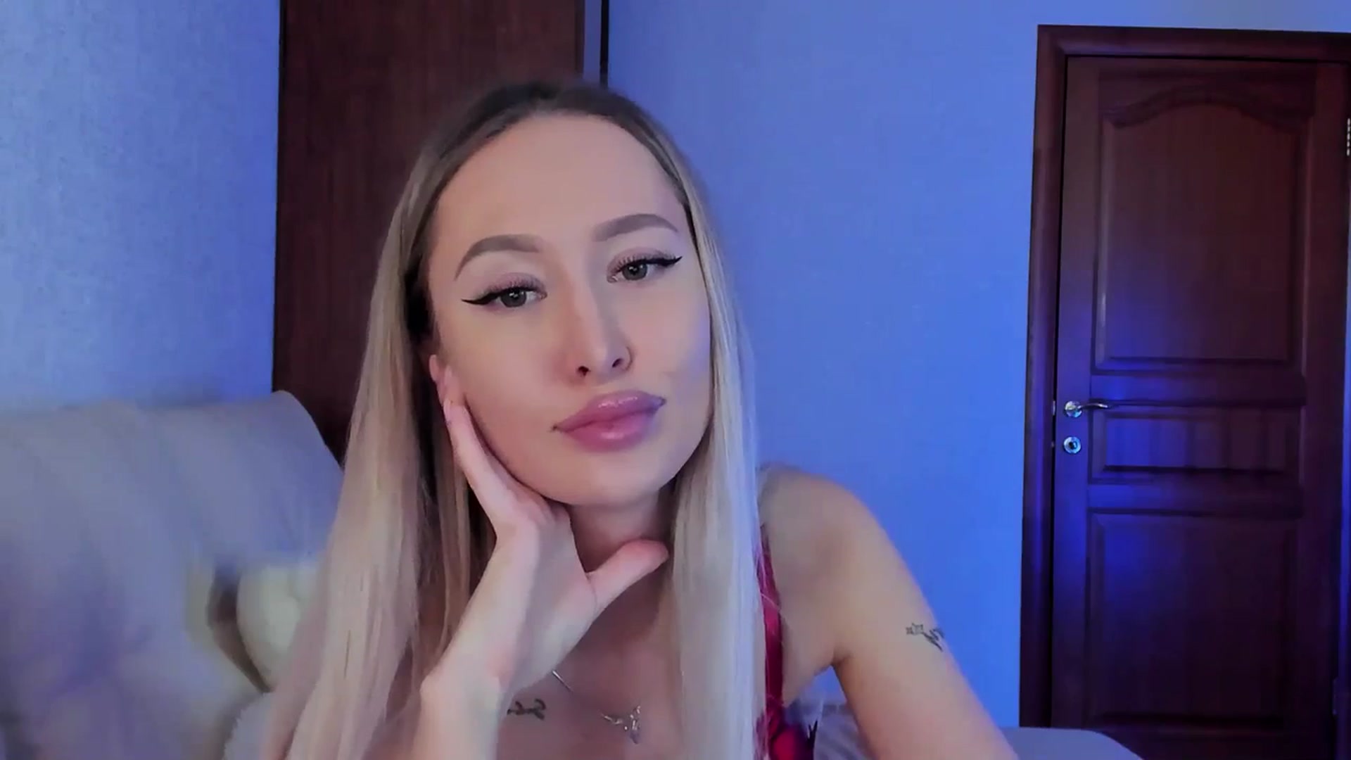 Gallery image thumbnail from MarySweety_'s myfreecams stream on, 04/16/2024, 05:57 image 8 of 20