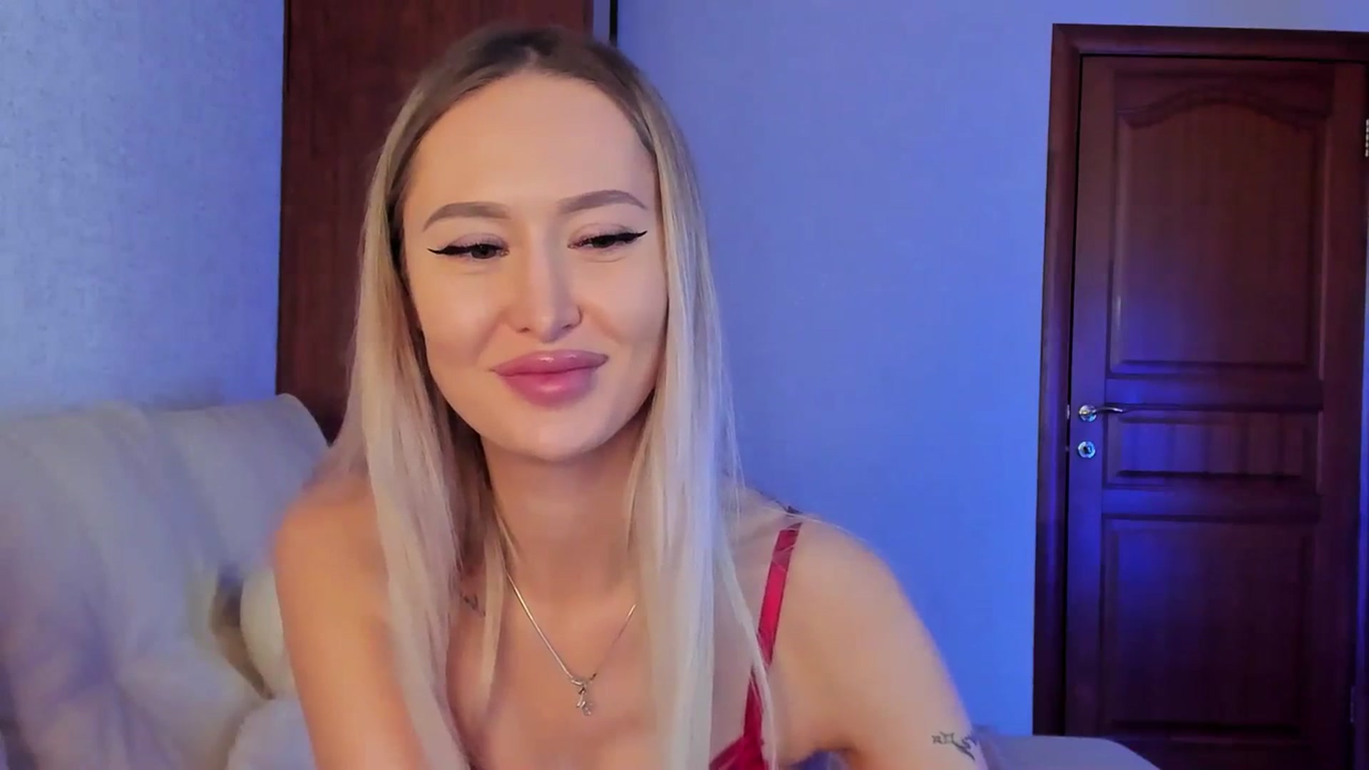 Gallery image thumbnail from MarySweety_'s myfreecams stream on, 04/16/2024, 05:57 image 14 of 20
