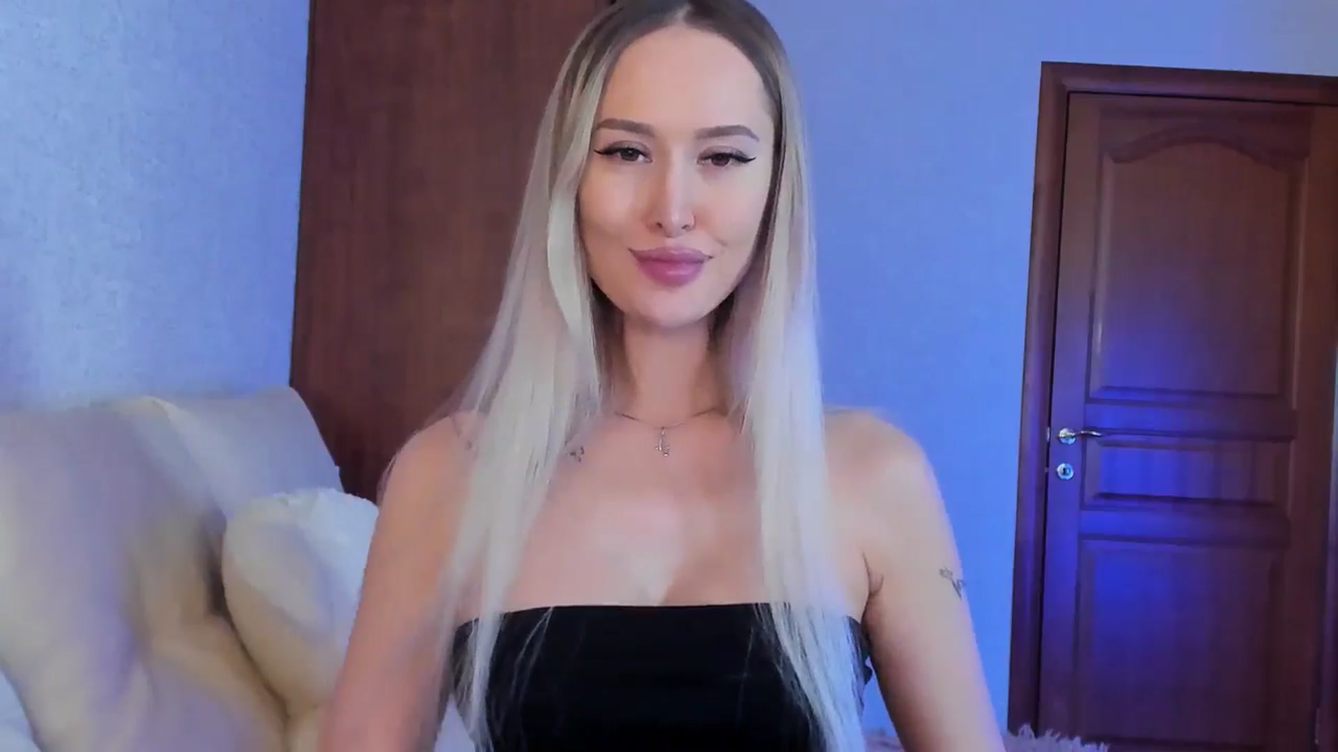 Gallery image thumbnail from MarySweety_'s myfreecams stream on, 05/09/2024, 05:25 image 12 of 20