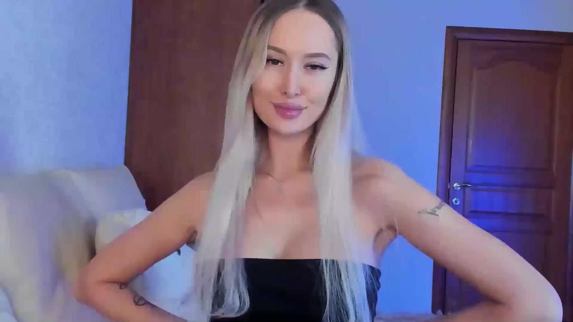 Gallery image thumbnail from MarySweety_'s myfreecams stream on, 05/09/2024, 05:25 image 3 of 20