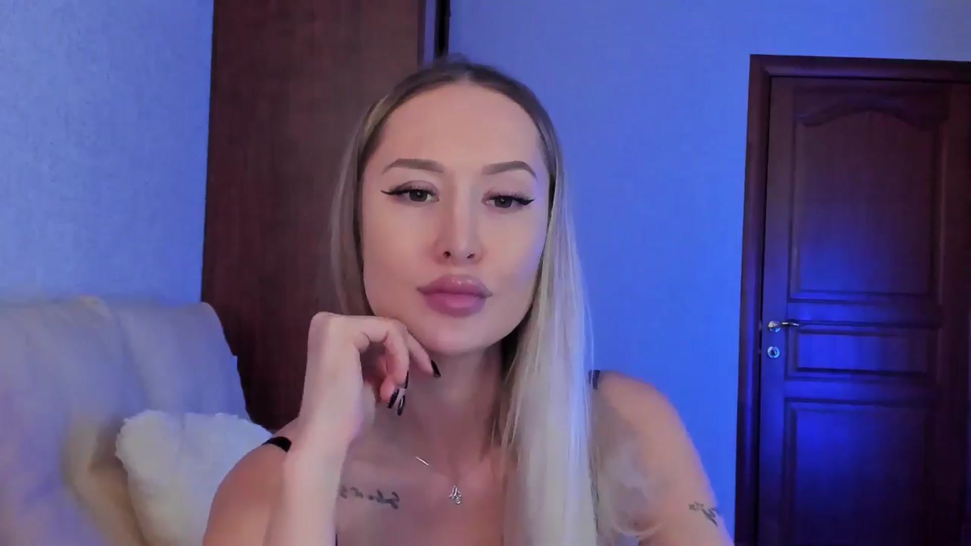 Gallery image thumbnail from MarySweety_'s myfreecams stream on, 05/13/2024, 05:47 image 8 of 20
