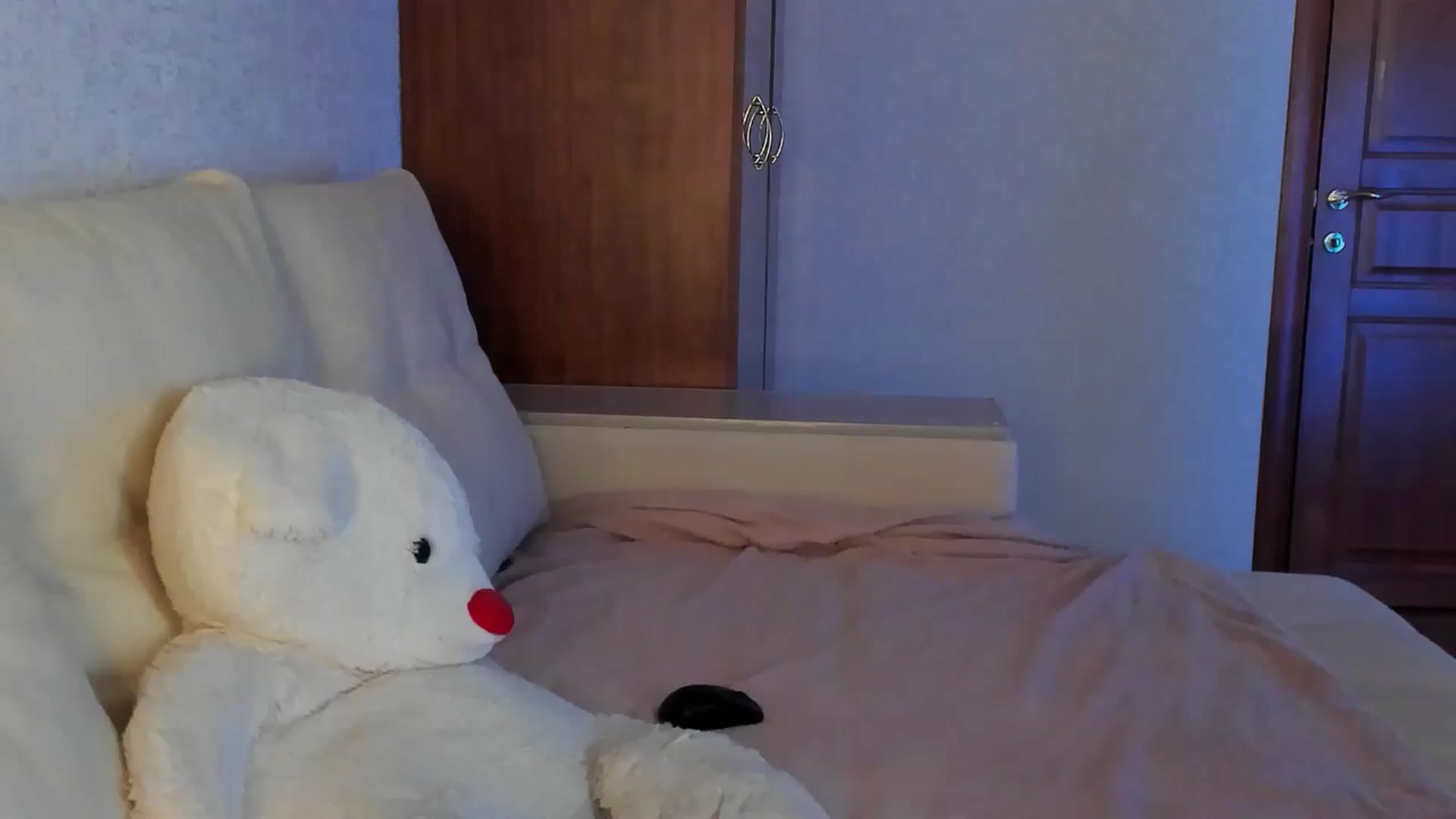 Gallery image thumbnail from MarySweety_'s myfreecams stream on, 06/20/2024, 03:28 image 7 of 20