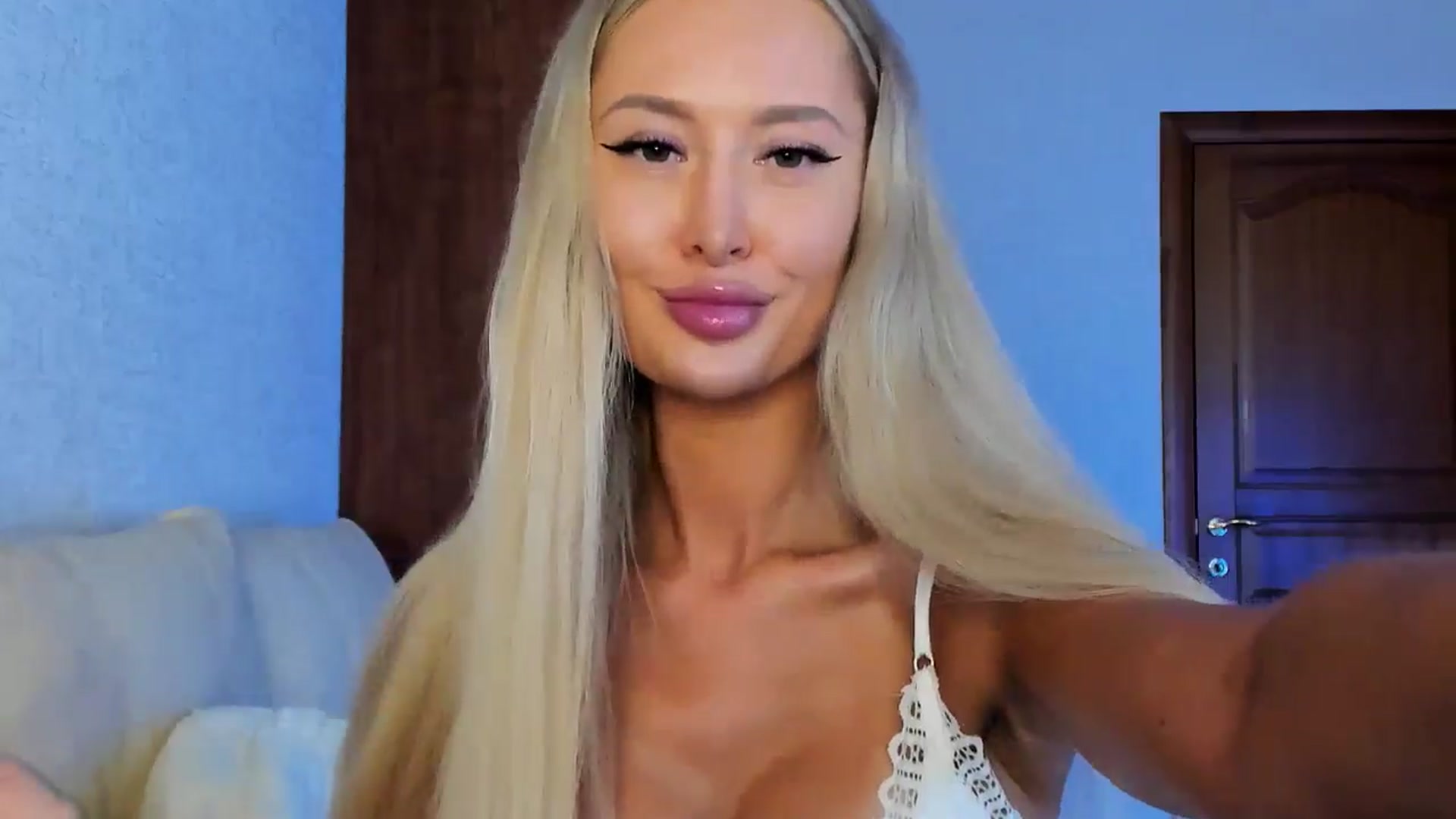 Gallery image thumbnail from MarySweety_'s myfreecams stream on, 08/21/2024, 05:55 image 7 of 20