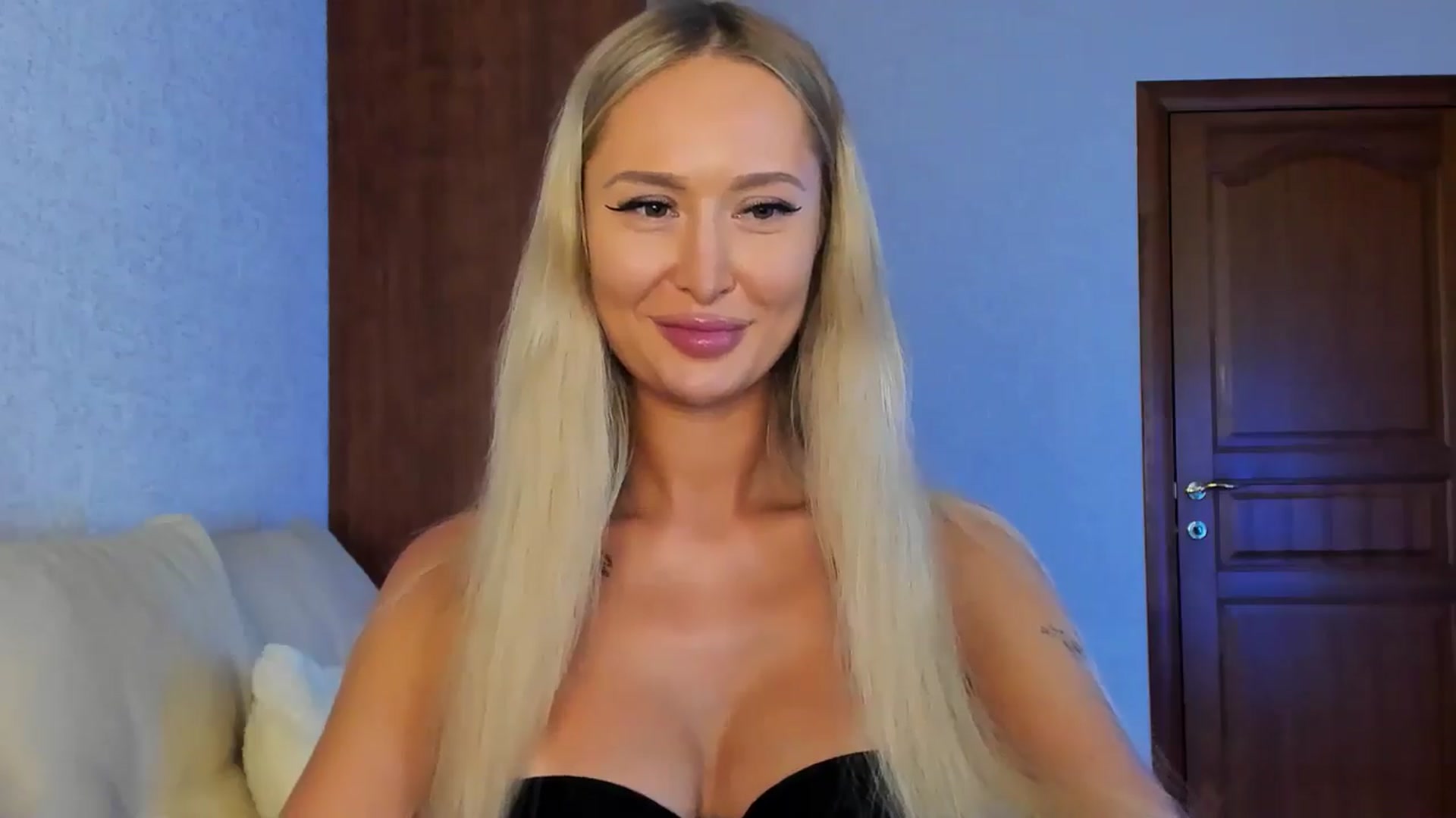 Gallery image thumbnail from MarySweety_'s myfreecams stream on, 08/26/2024, 05:52 image 6 of 20