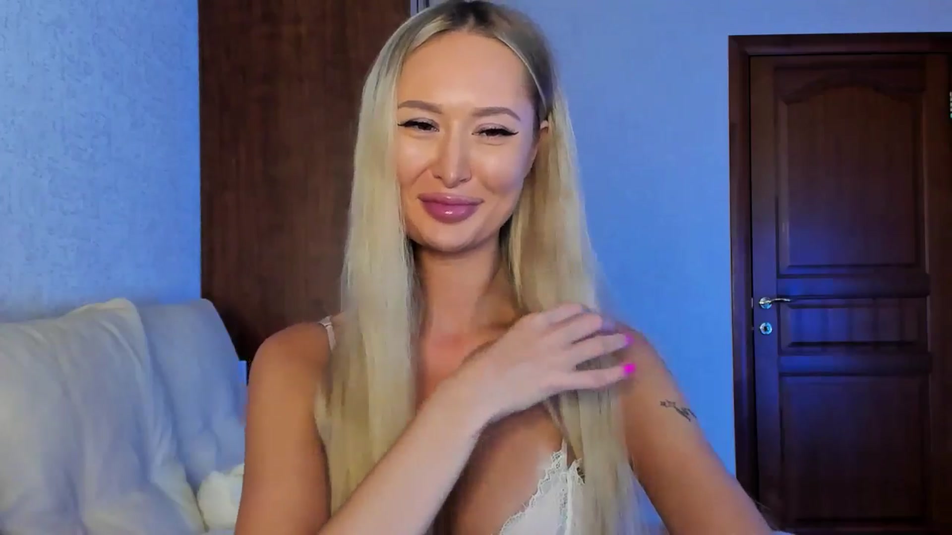 Gallery image thumbnail from MarySweety_'s myfreecams stream on, 09/02/2024, 06:36 image 19 of 20