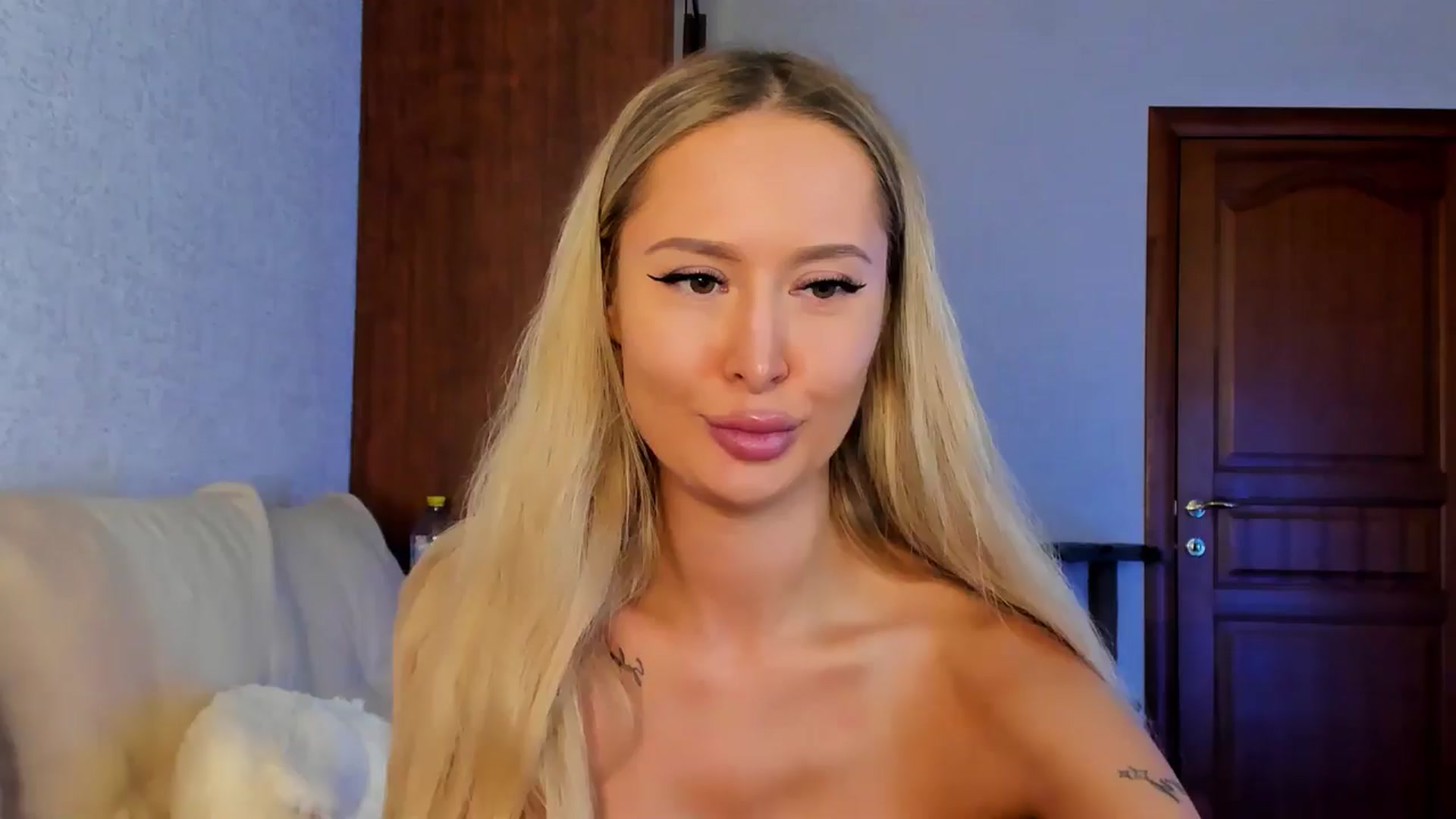 Gallery image thumbnail from MarySweety_'s myfreecams stream on, 09/14/2024, 06:24 image 1 of 20