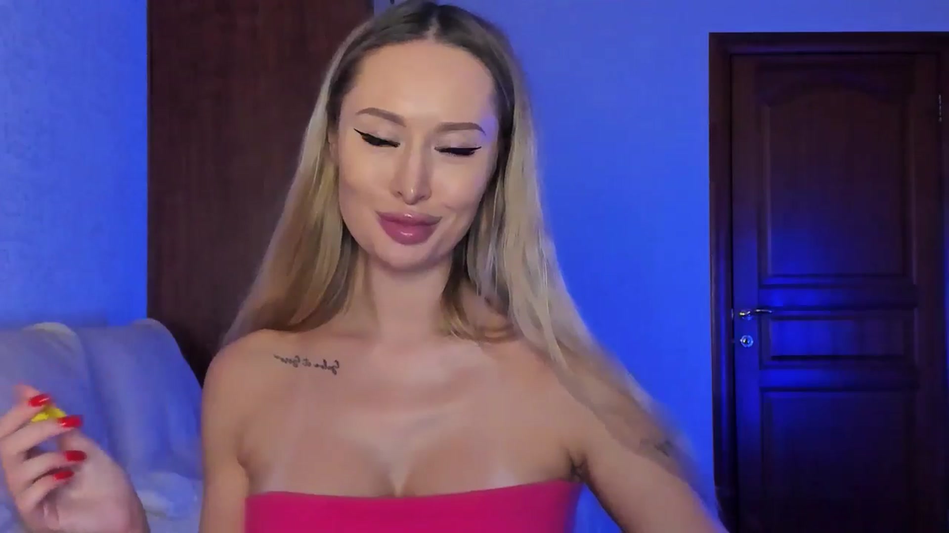Gallery image thumbnail from MarySweety_'s myfreecams stream on, 11/05/2024, 06:20 image 17 of 20
