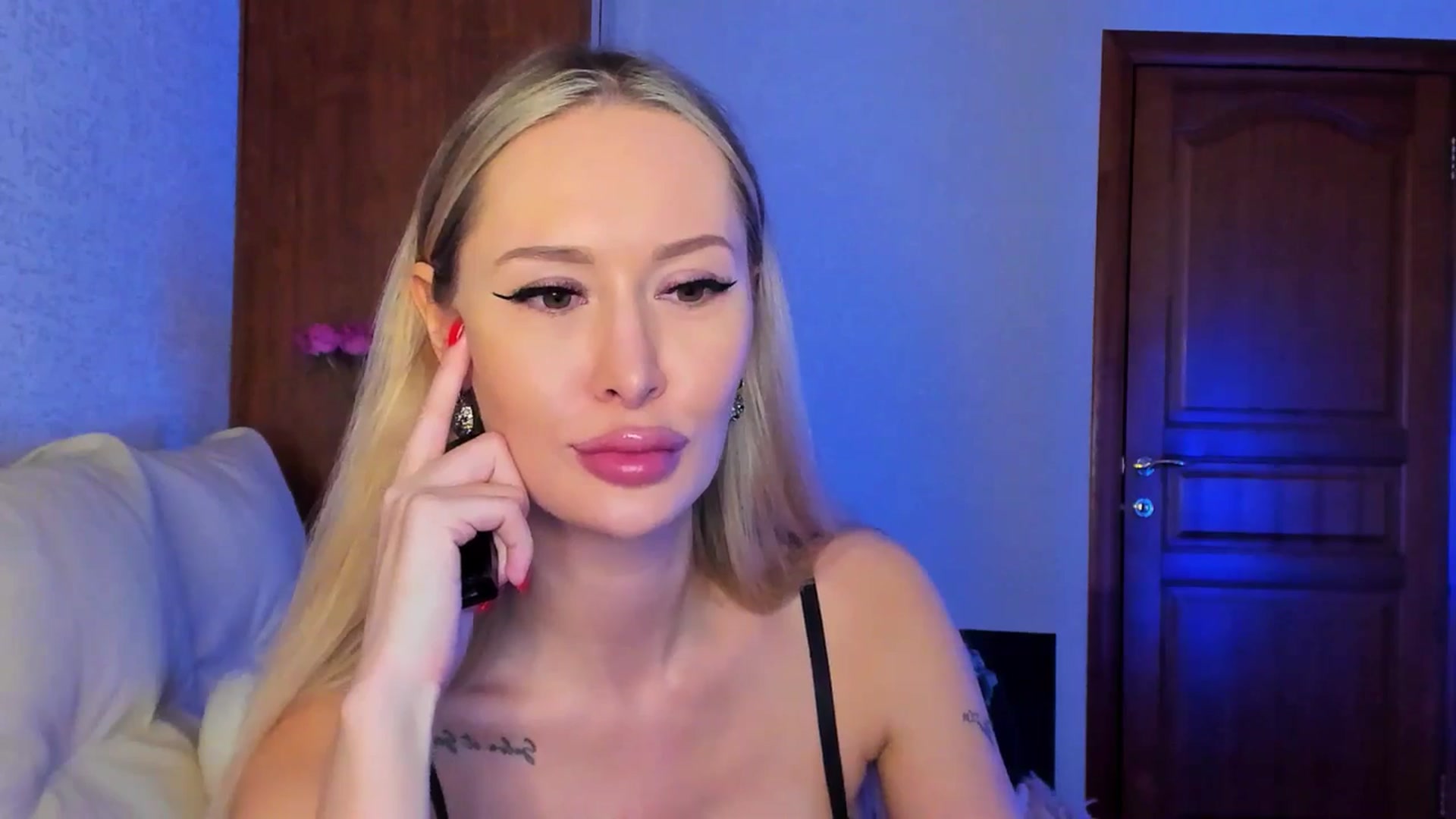 Gallery image thumbnail from MarySweety_'s myfreecams stream on, 01/21/2025, 07:16 image 7 of 20
