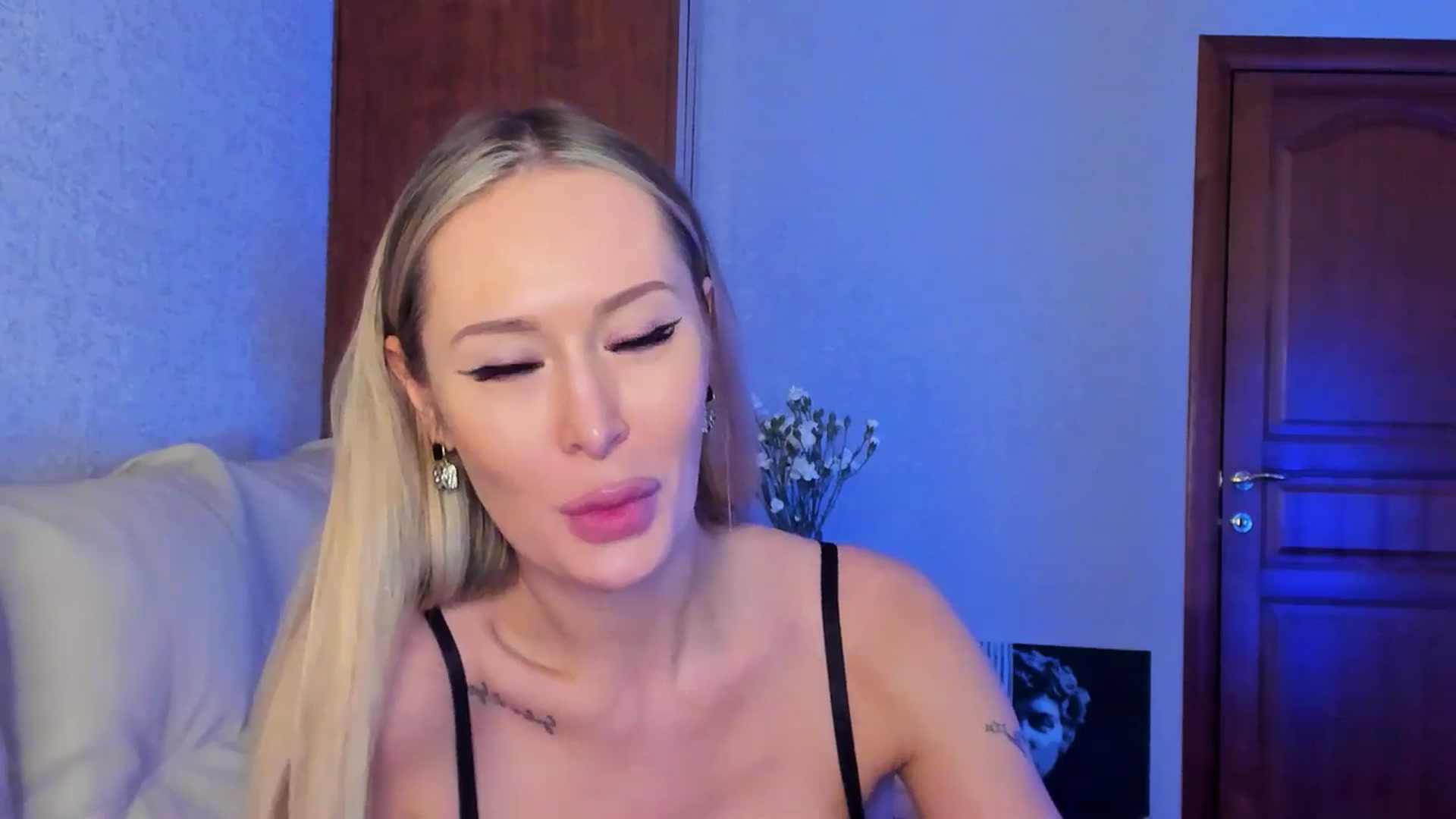 Gallery image thumbnail from MarySweety_'s myfreecams stream on, 01/21/2025, 07:16 image 20 of 20