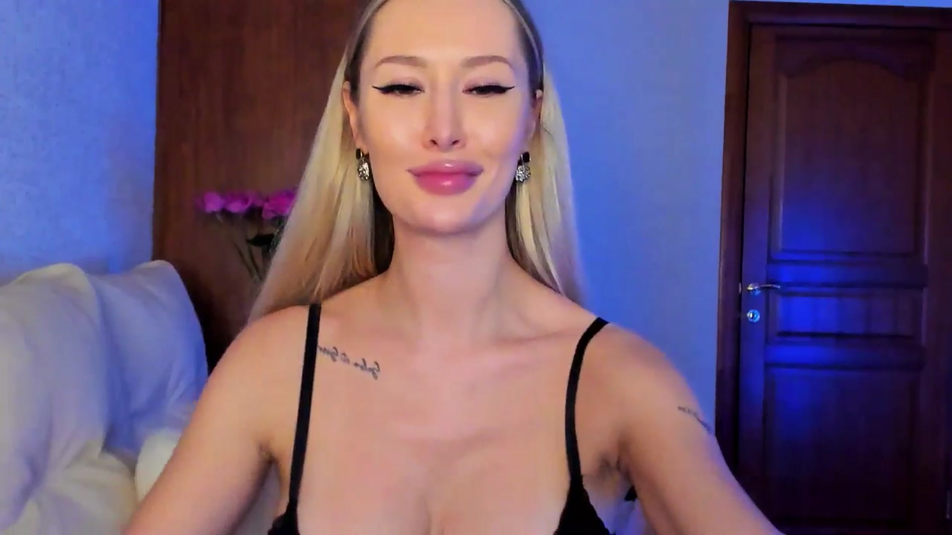 Gallery image thumbnail from MarySweety_'s myfreecams stream on, 01/21/2025, 07:16 image 13 of 20