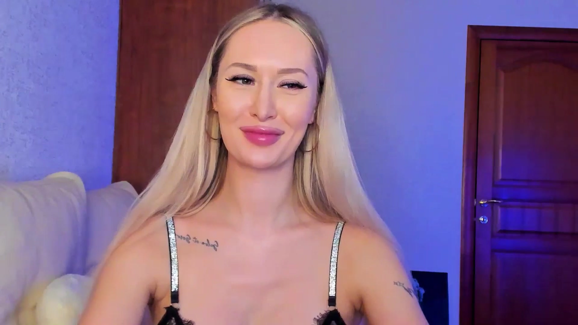 Gallery image thumbnail from MarySweety_'s myfreecams stream on, 02/06/2025, 06:34 image 14 of 20