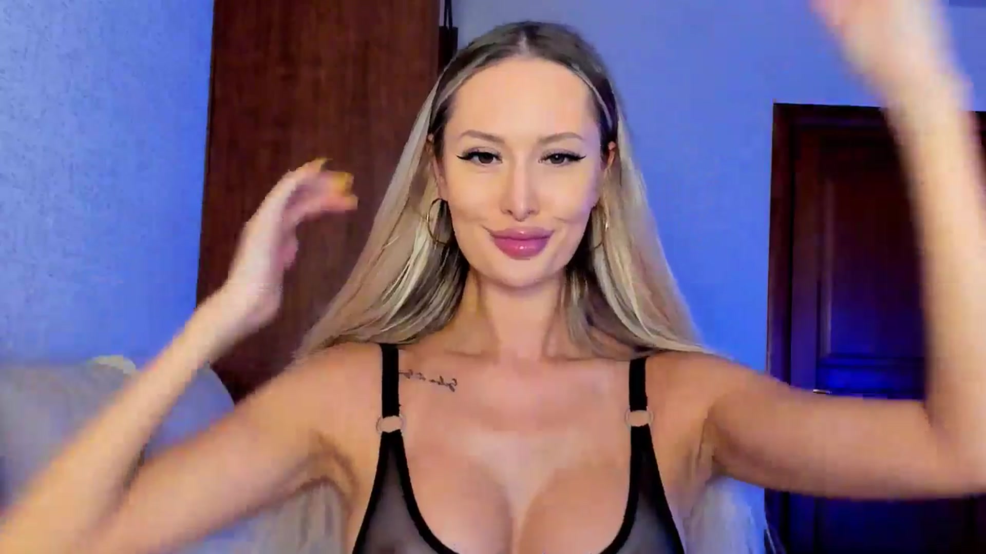 Gallery image thumbnail from MarySweety_'s myfreecams stream on, 04/17/2025, 03:49 image 3 of 20