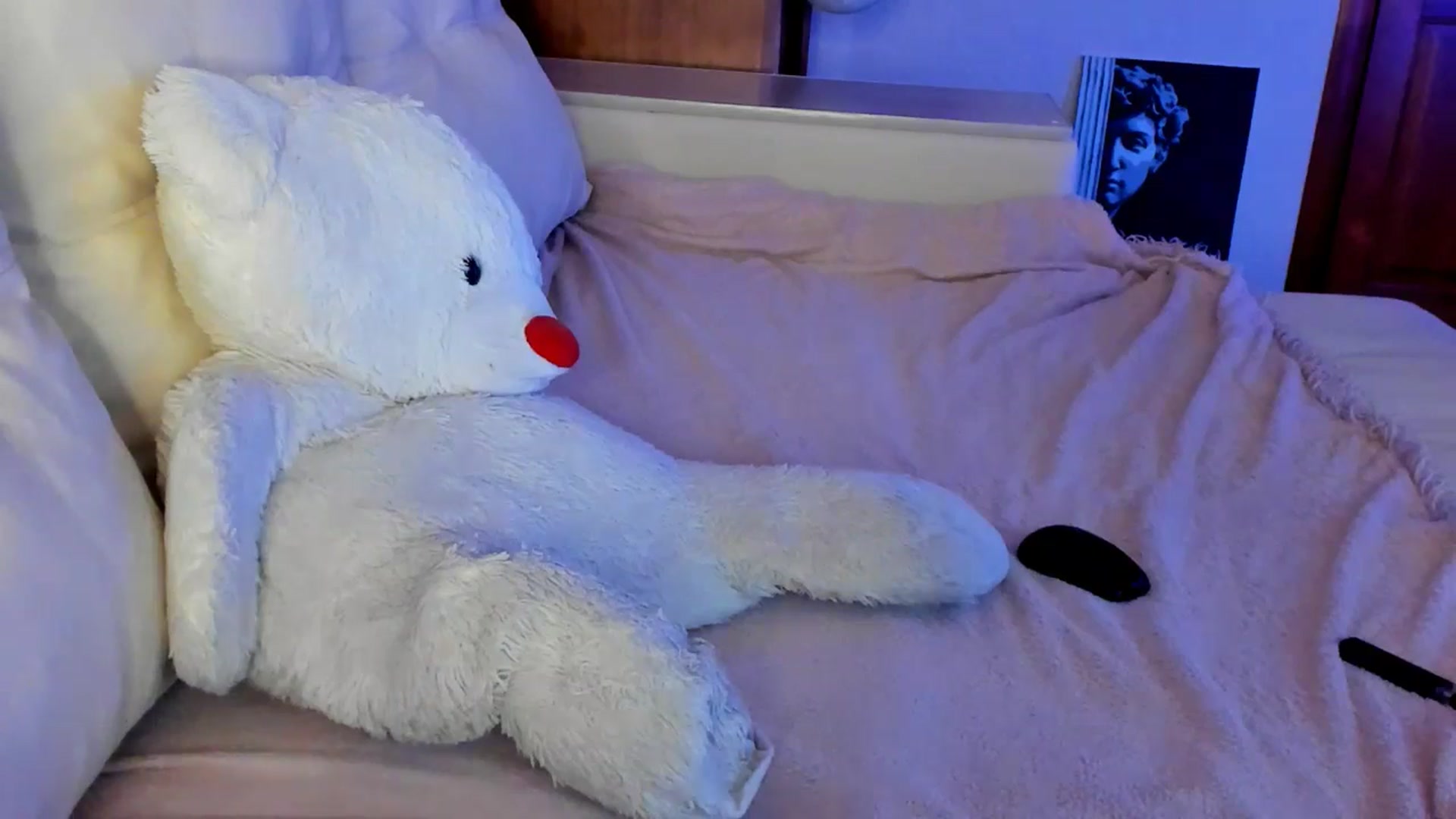 Gallery image thumbnail from MarySweety_'s myfreecams stream on, 05/03/2025, 04:11 image 3 of 20