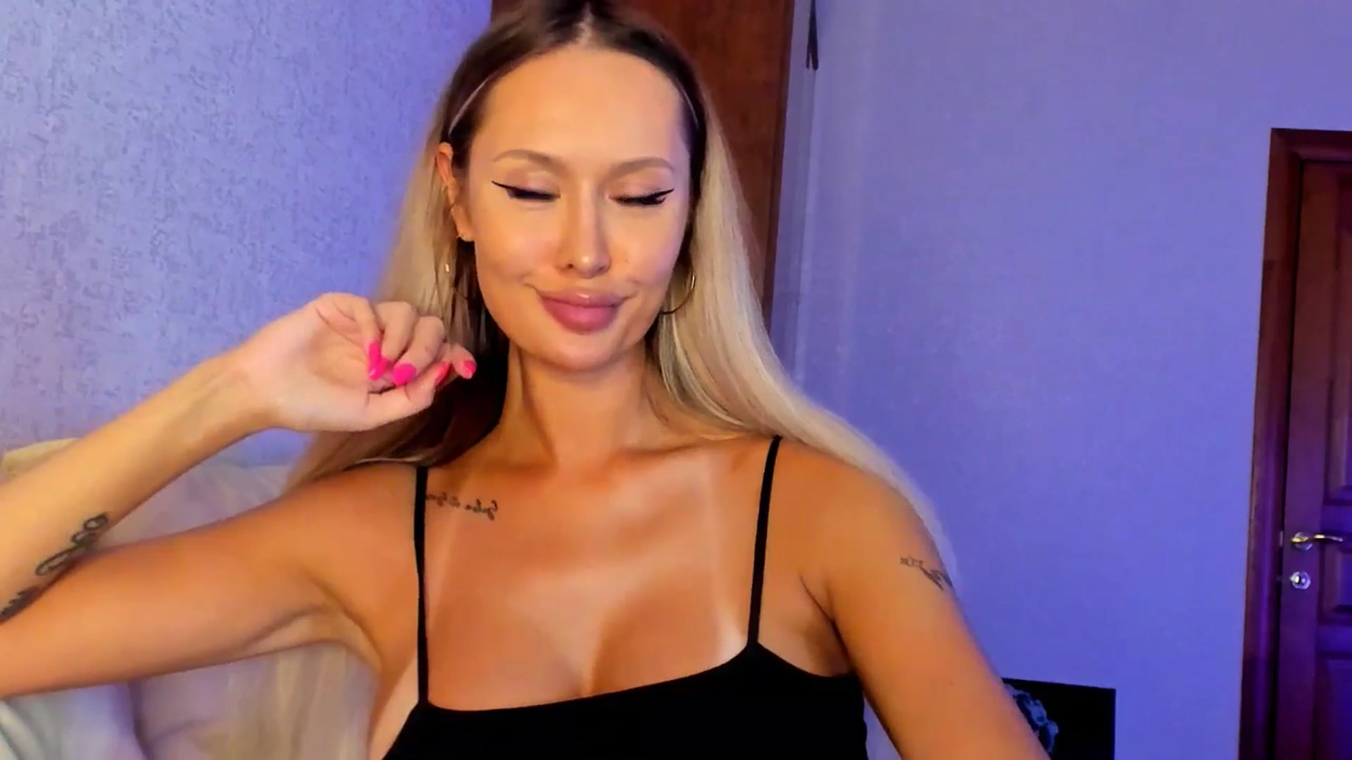 Gallery image thumbnail from MarySweety_'s myfreecams stream on, 07/17/2025, 06:26 image 12 of 20