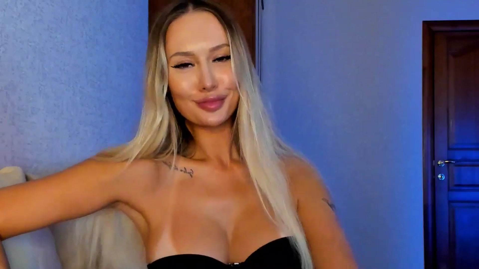 Gallery image thumbnail from MarySweety_'s myfreecams stream on, 09/04/2025, 04:41 image 6 of 20