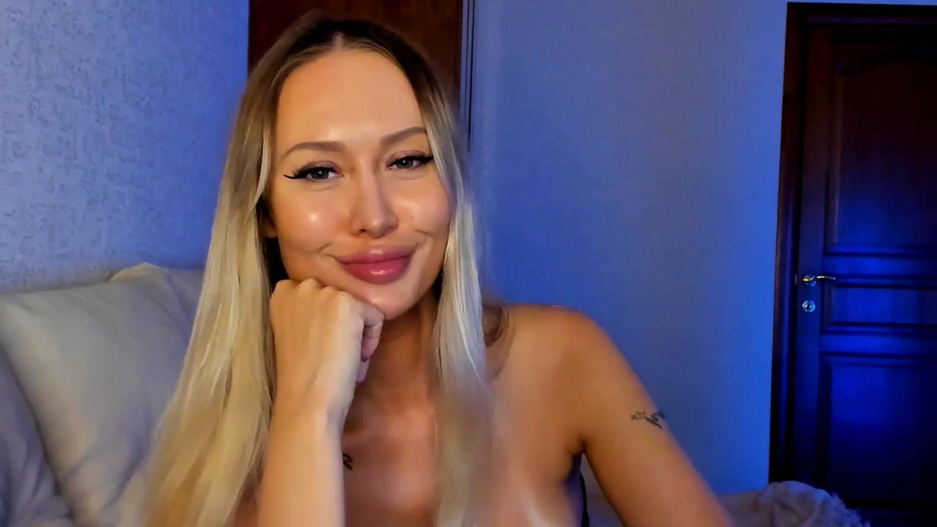 Gallery image thumbnail from MarySweety_'s myfreecams stream on, 09/08/2025, 06:39 image 20 of 20
