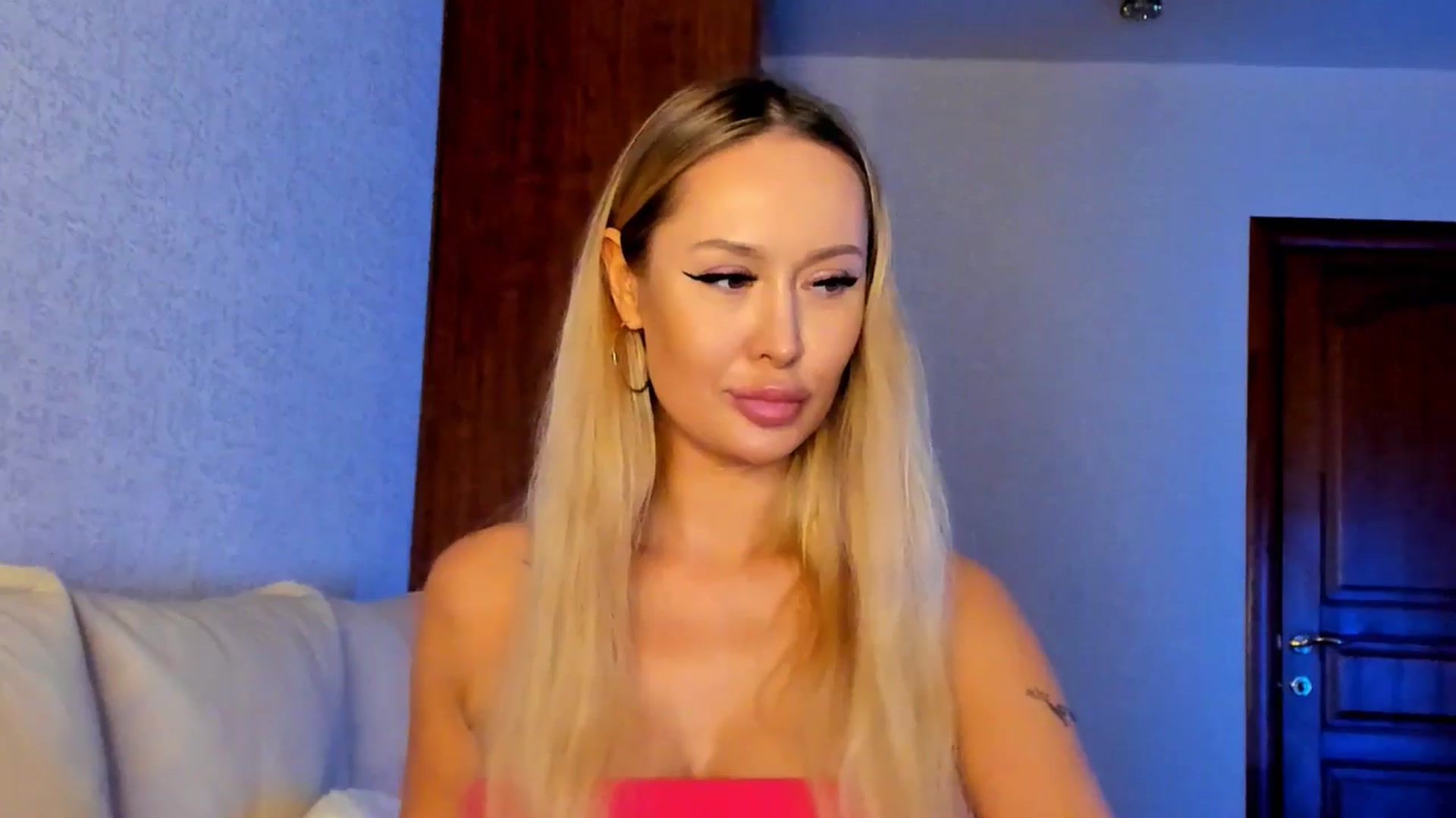 Gallery image thumbnail from MarySweety_'s myfreecams stream on, 11/05/2025, 04:26 image 14 of 20