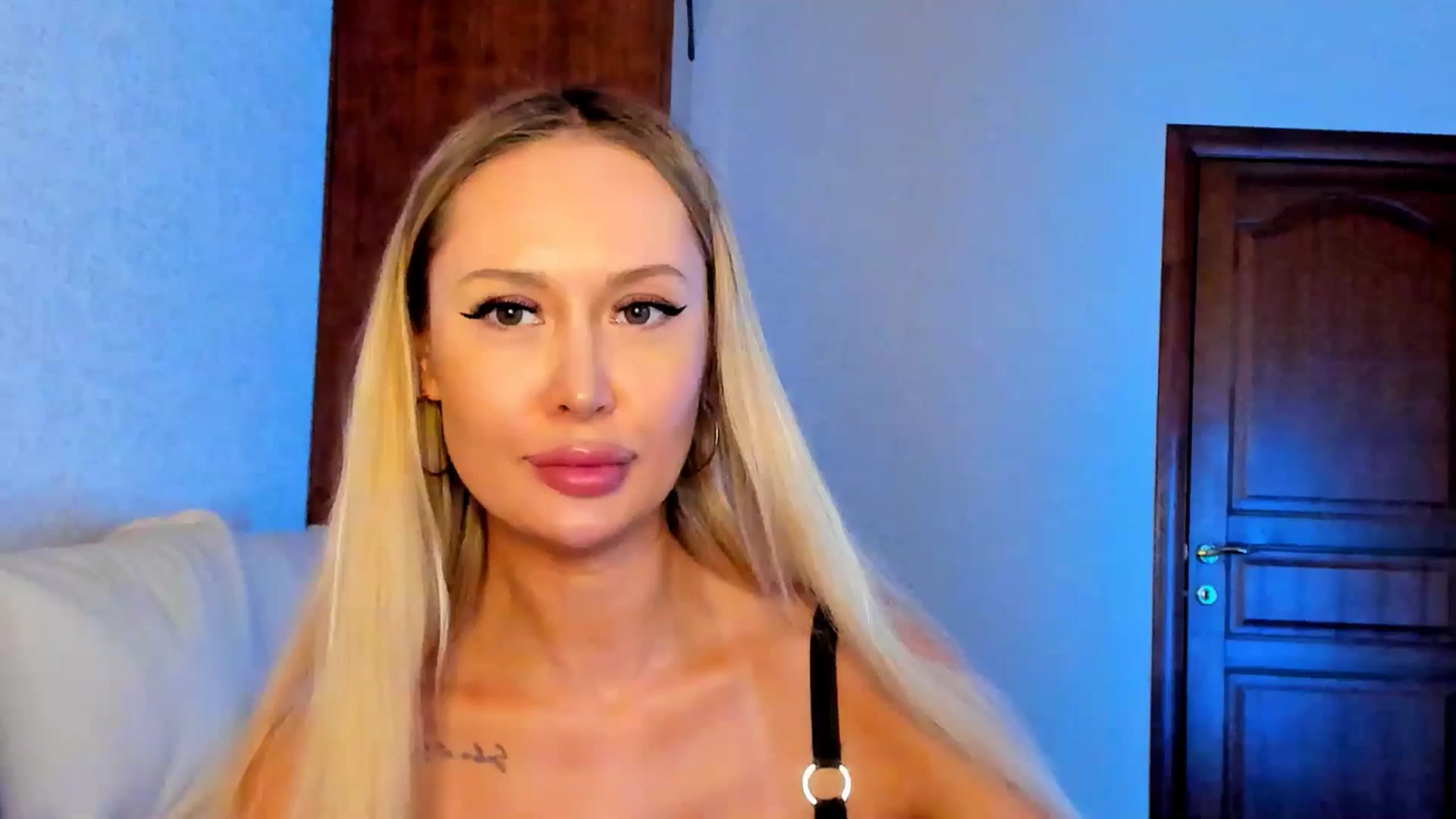 Gallery image thumbnail from MarySweety_'s myfreecams stream on, 12/11/2025, 07:11 image 1 of 20