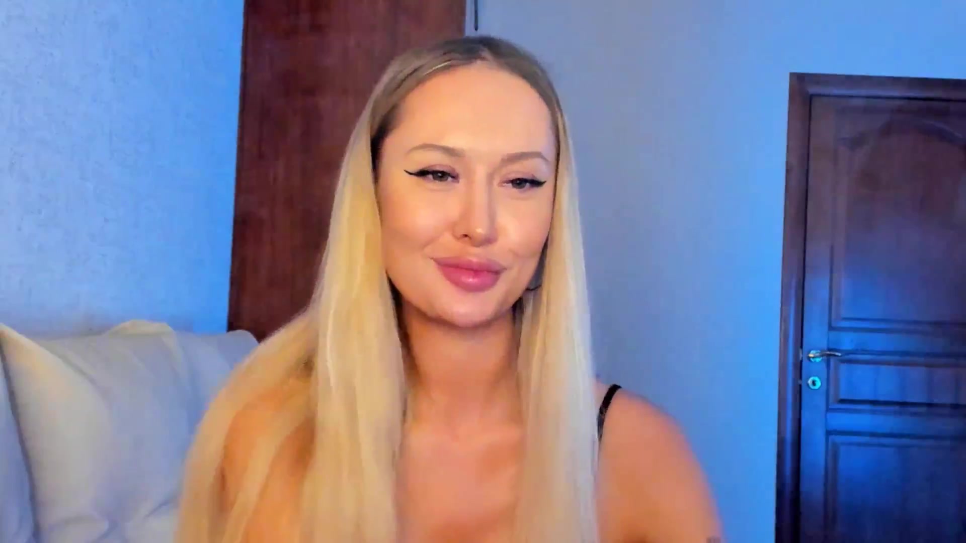 Gallery image thumbnail from MarySweety_'s myfreecams stream on, 12/13/2025, 05:31 image 15 of 20
