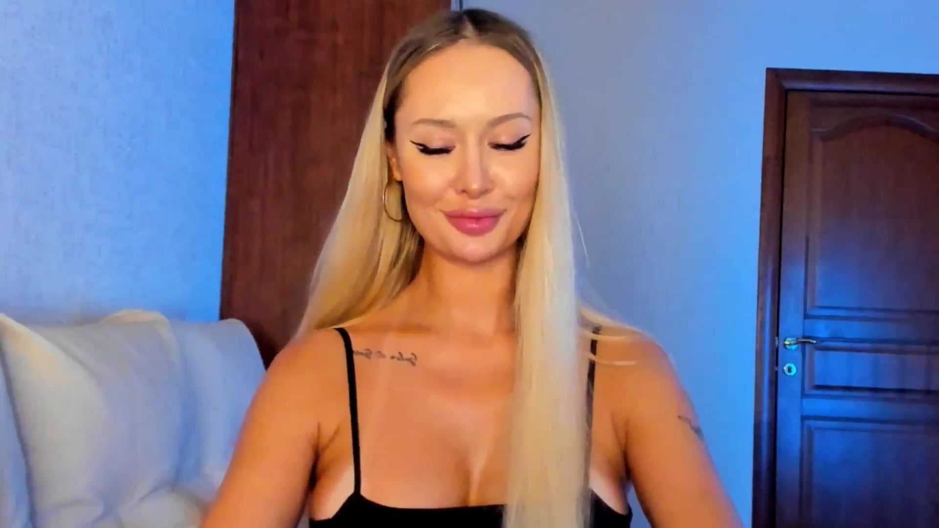 Gallery image thumbnail from MarySweety_'s myfreecams stream on, 12/13/2025, 05:31 image 11 of 20