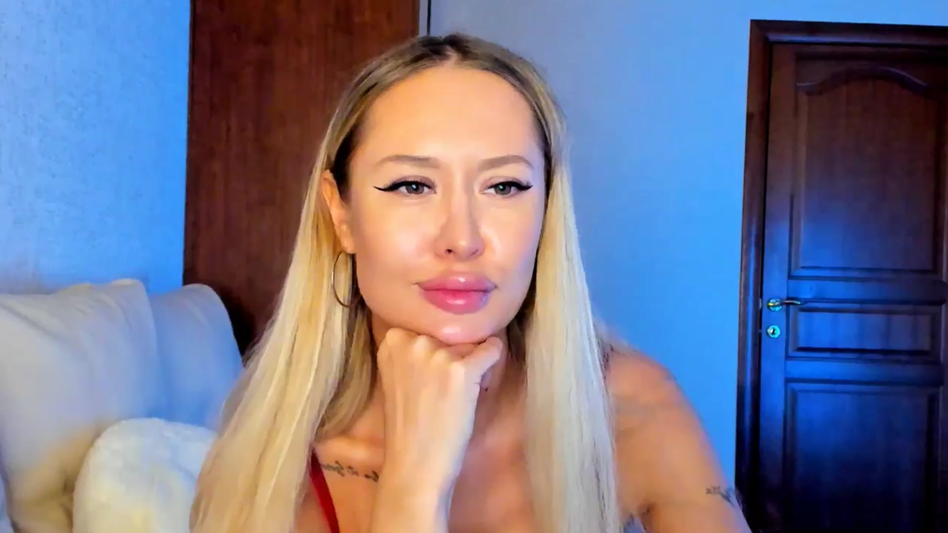 Gallery image thumbnail from MarySweety_'s myfreecams stream on, 12/20/2025, 06:35 image 2 of 20