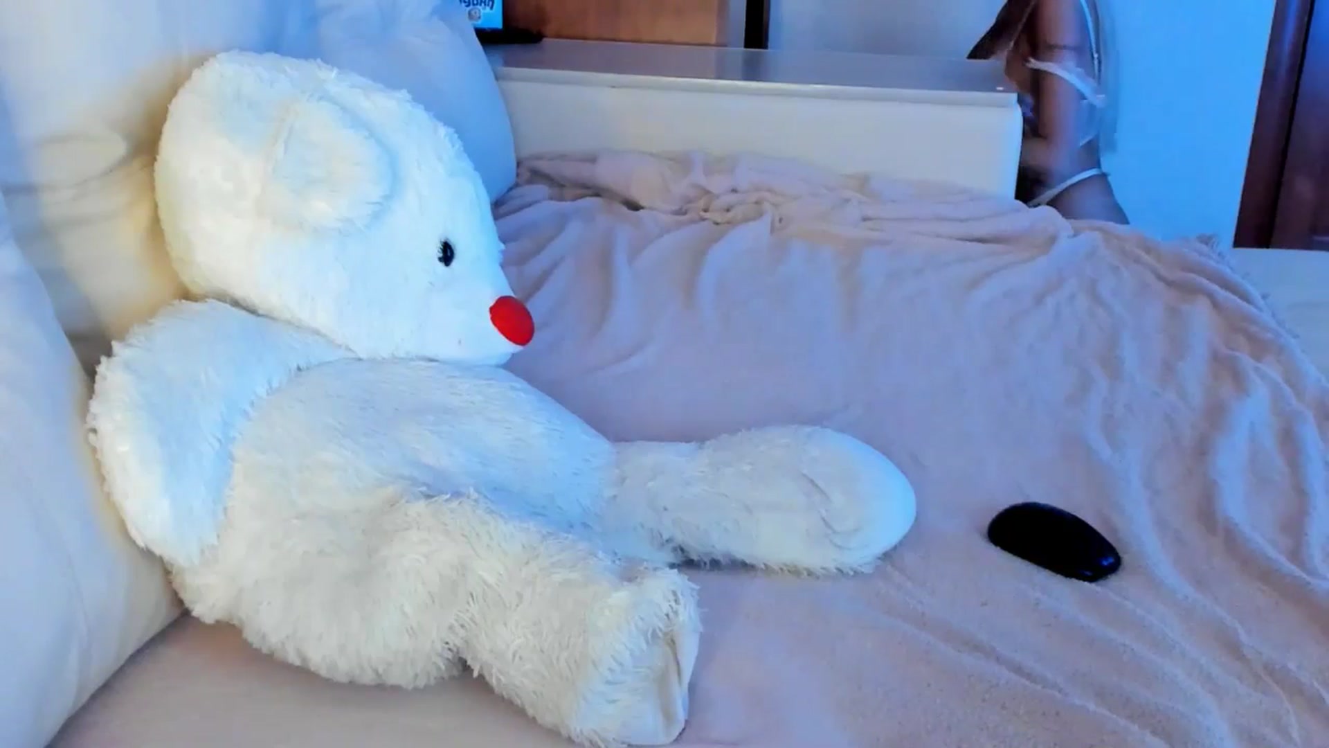 Gallery image thumbnail from MarySweety_'s myfreecams stream on, 12/24/2025, 04:57 image 4 of 20