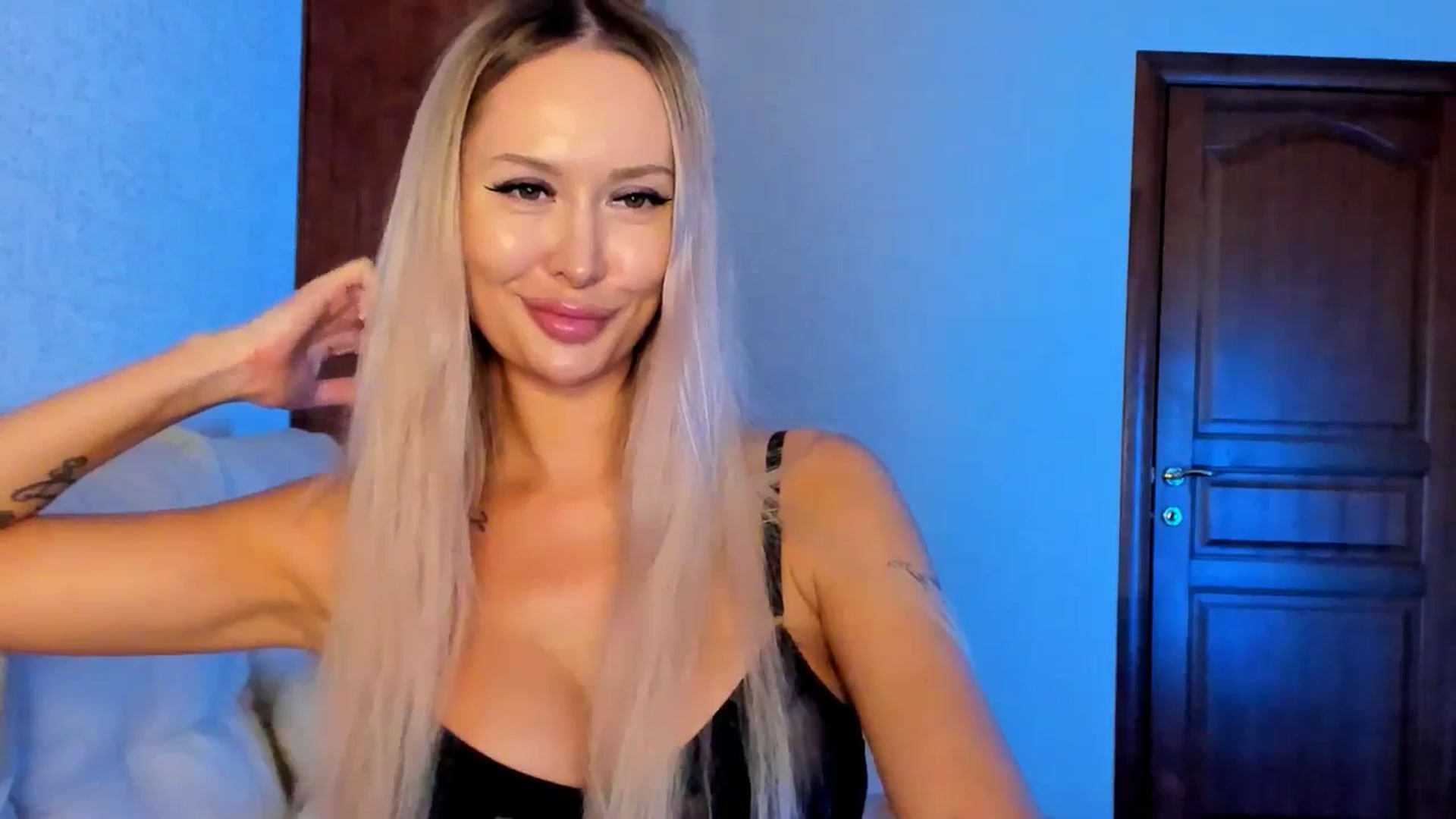 Gallery image thumbnail from MarySweety_'s myfreecams stream on, 12/26/2025, 04:29 image 16 of 20
