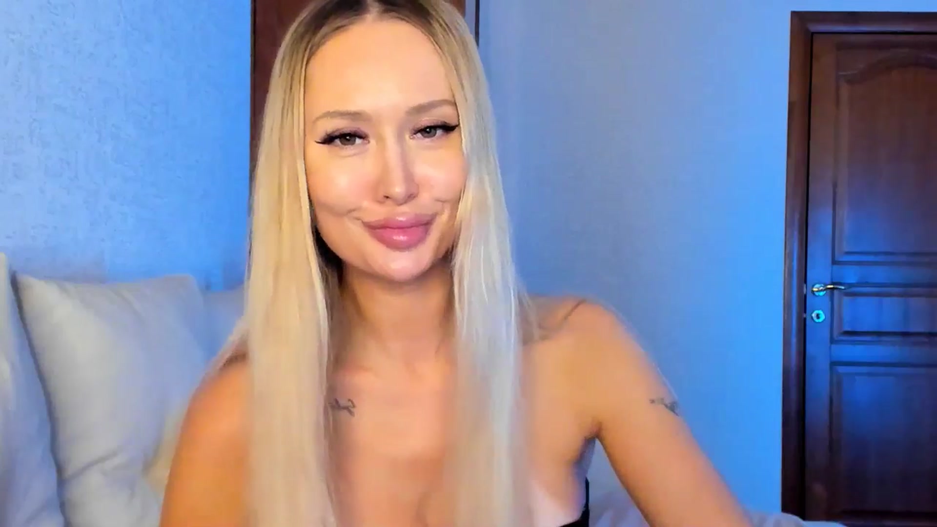 Gallery image thumbnail from MarySweety_'s myfreecams stream on, 12/31/2025, 06:00 image 15 of 20