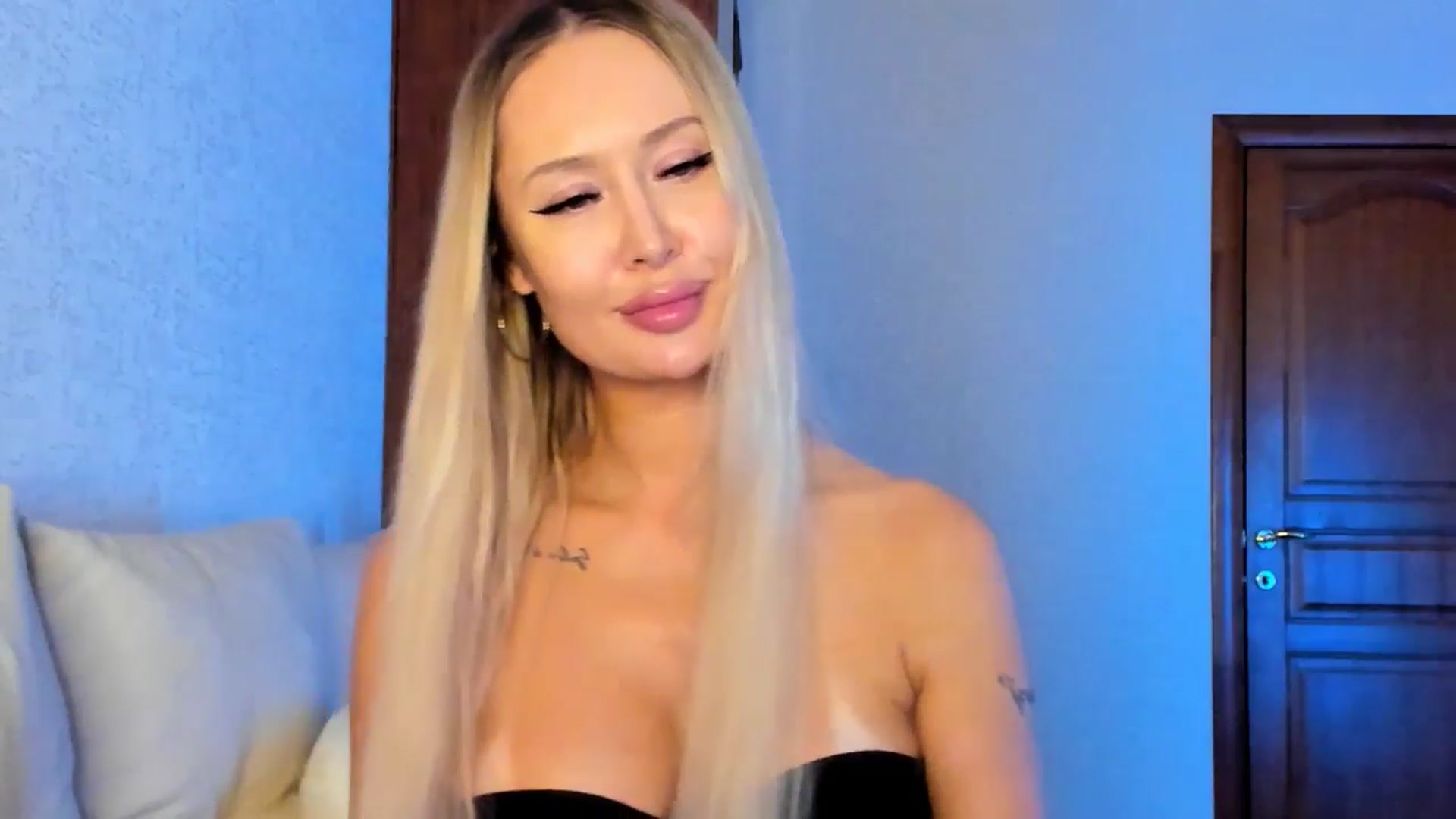 Gallery image thumbnail from MarySweety_'s myfreecams stream on, 12/31/2025, 06:00 image 4 of 20
