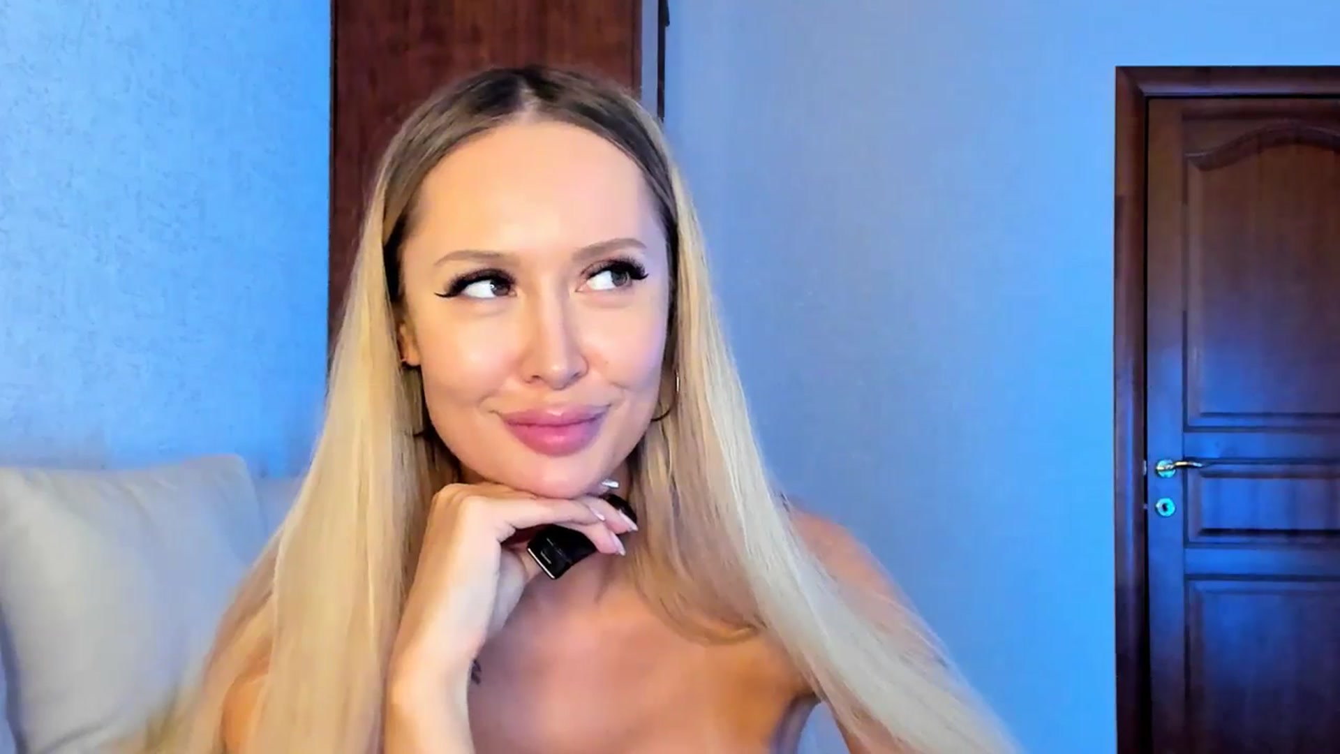 Gallery image thumbnail from MarySweety_'s myfreecams stream on, 12/31/2025, 06:45 image 18 of 20