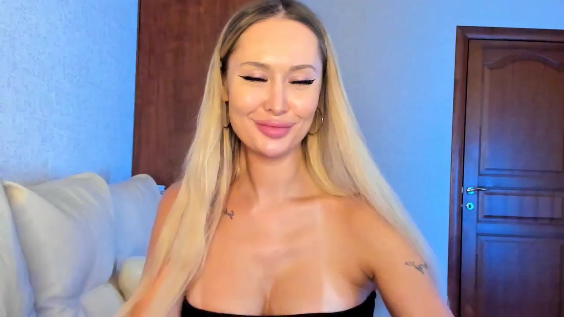 Gallery image thumbnail from MarySweety_'s myfreecams stream on, 01/04/2026, 05:14 image 19 of 20