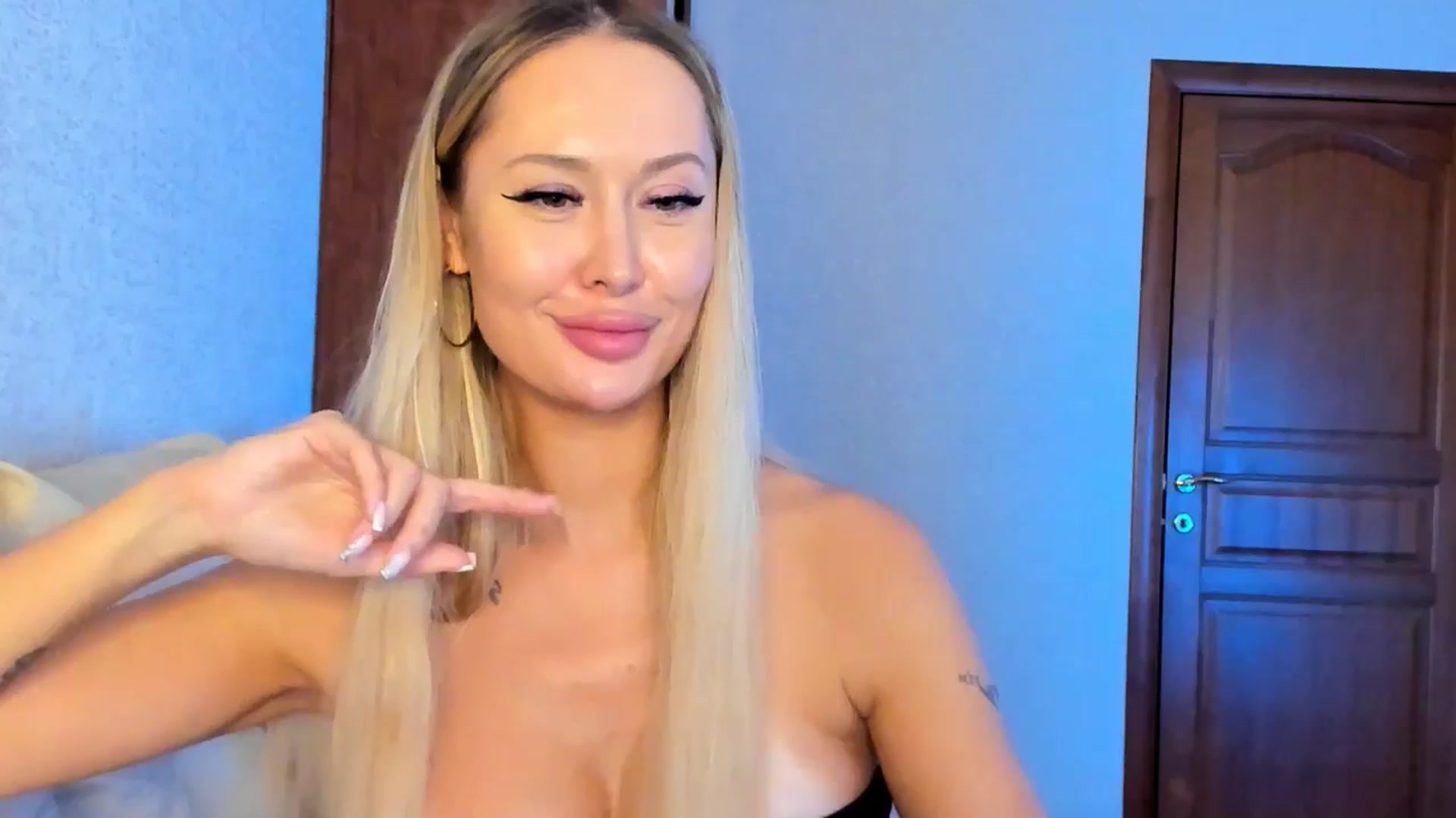 Gallery image thumbnail from MarySweety_'s myfreecams stream on, 01/04/2026, 06:56 image 13 of 20