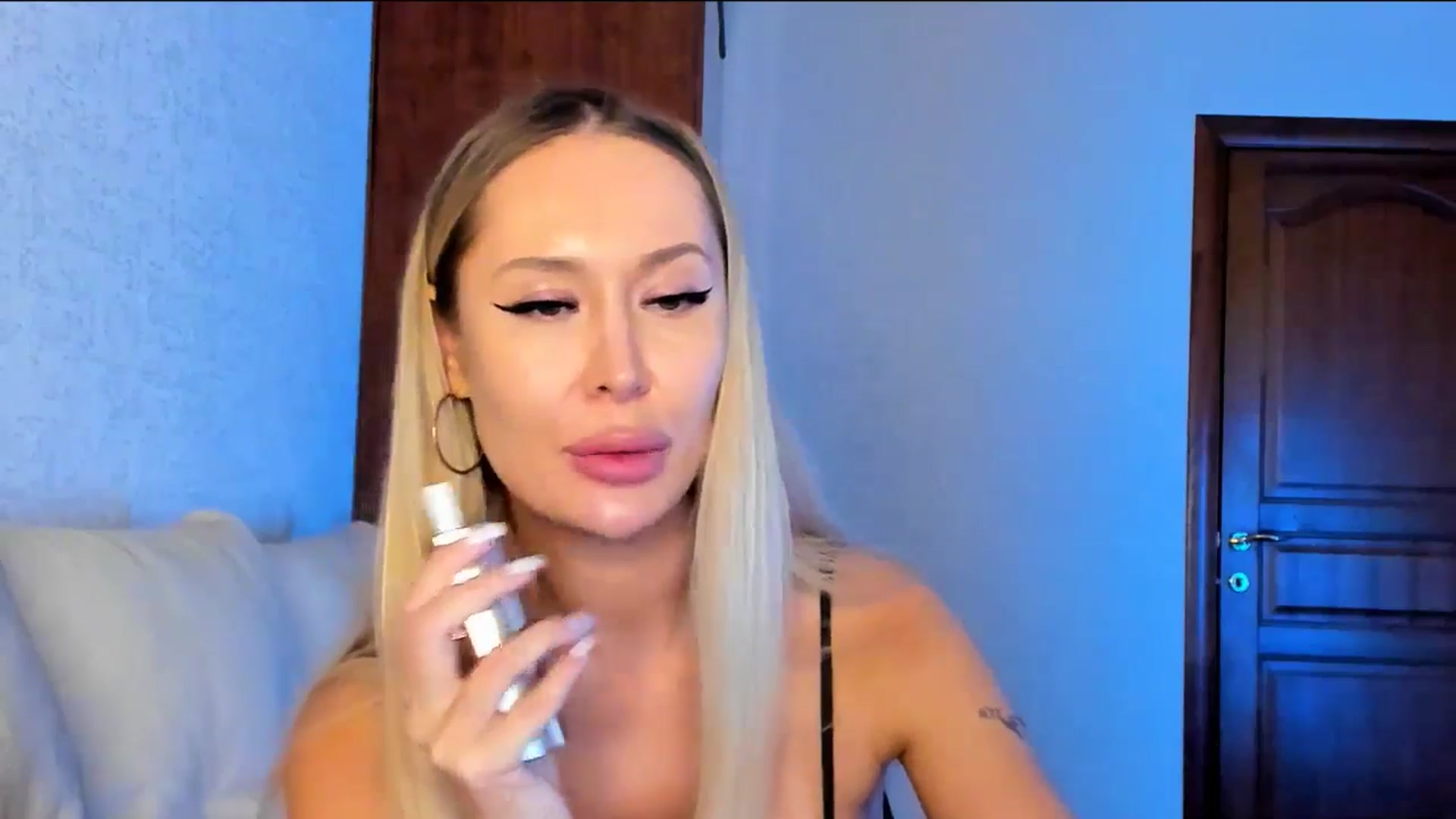 Gallery image thumbnail from MarySweety_'s myfreecams stream on, 01/07/2026, 07:53 image 17 of 20