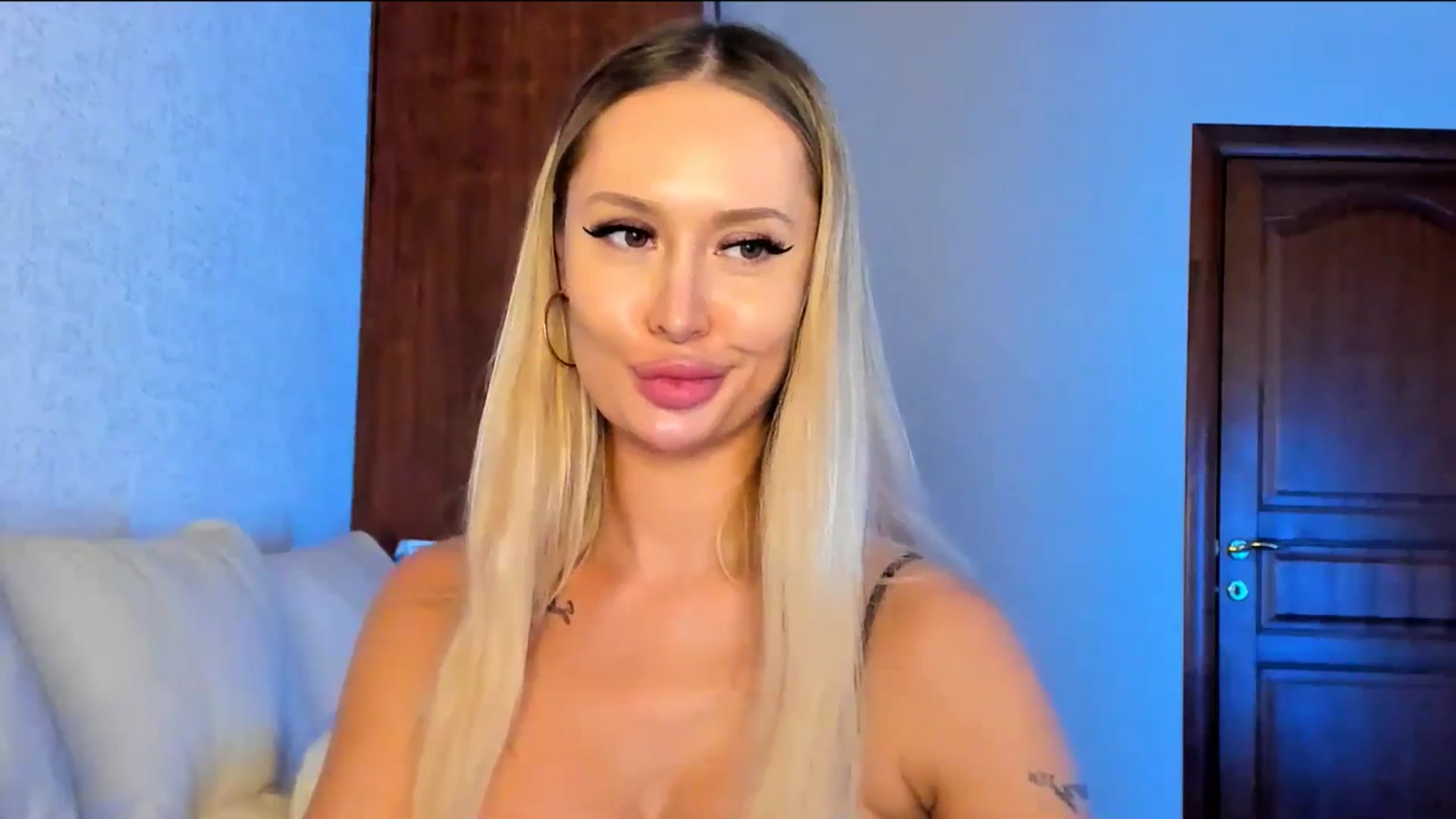 Gallery image thumbnail from MarySweety_'s myfreecams stream on, 01/07/2026, 07:53 image 13 of 20