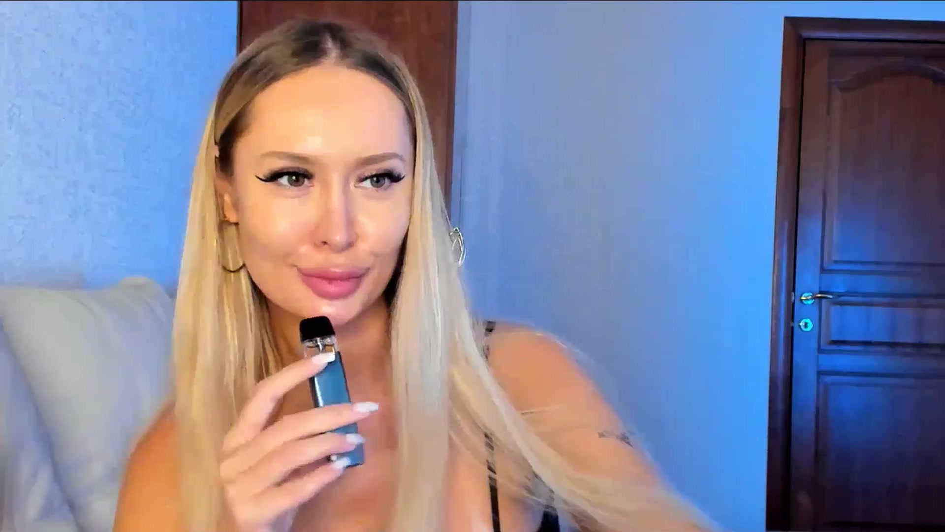 Gallery image thumbnail from MarySweety_'s myfreecams stream on, 01/07/2026, 07:53 image 14 of 20