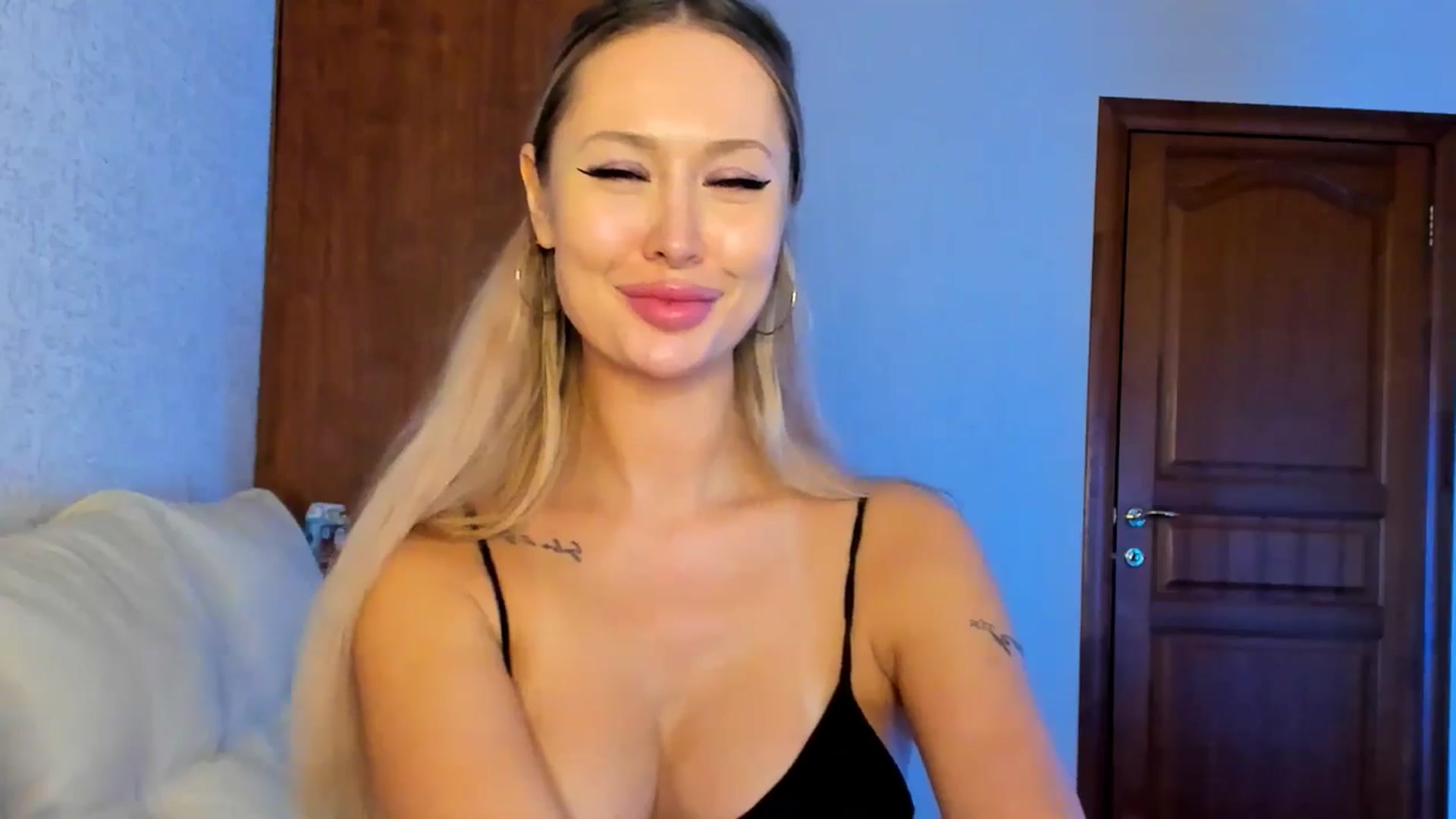 Gallery image thumbnail from MarySweety_'s myfreecams stream on, 01/14/2026, 07:21 image 7 of 20