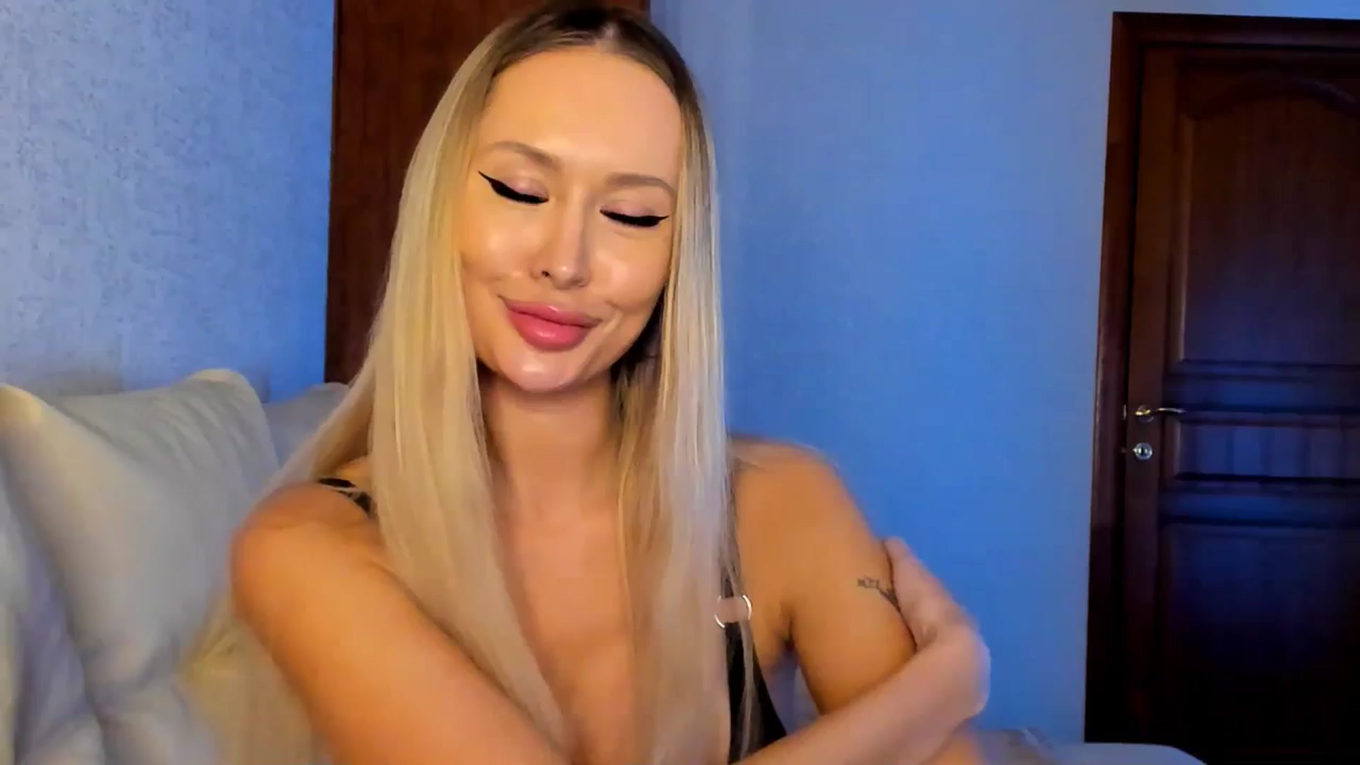 Gallery image thumbnail from MarySweety_'s myfreecams stream on, 01/18/2026, 04:16 image 20 of 20