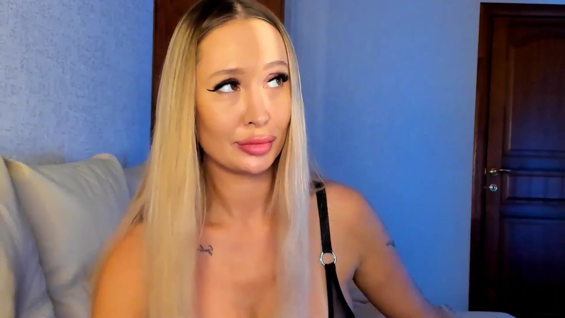 Gallery image thumbnail from MarySweety_'s myfreecams stream on, 01/18/2026, 04:16 image 5 of 20