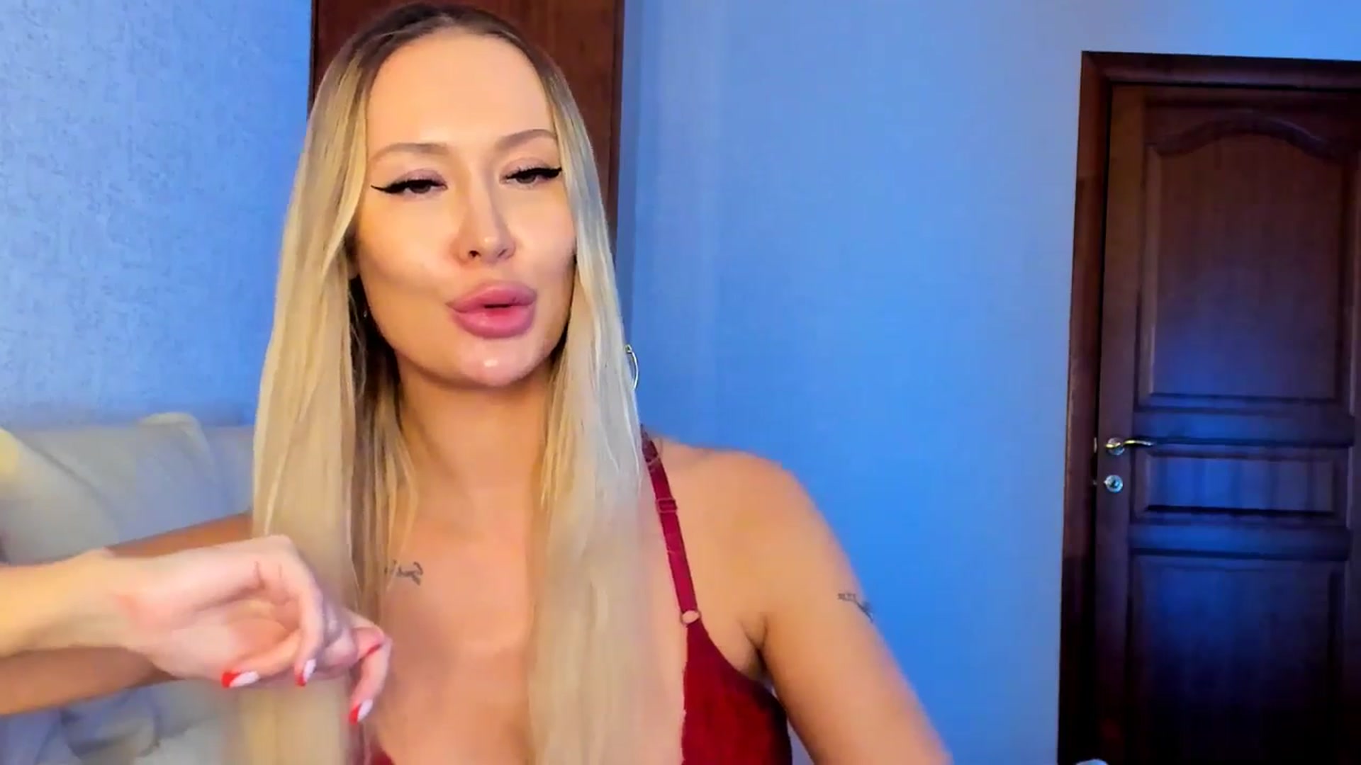 Gallery image thumbnail from MarySweety_'s myfreecams stream on, 01/23/2026, 08:28 image 14 of 20