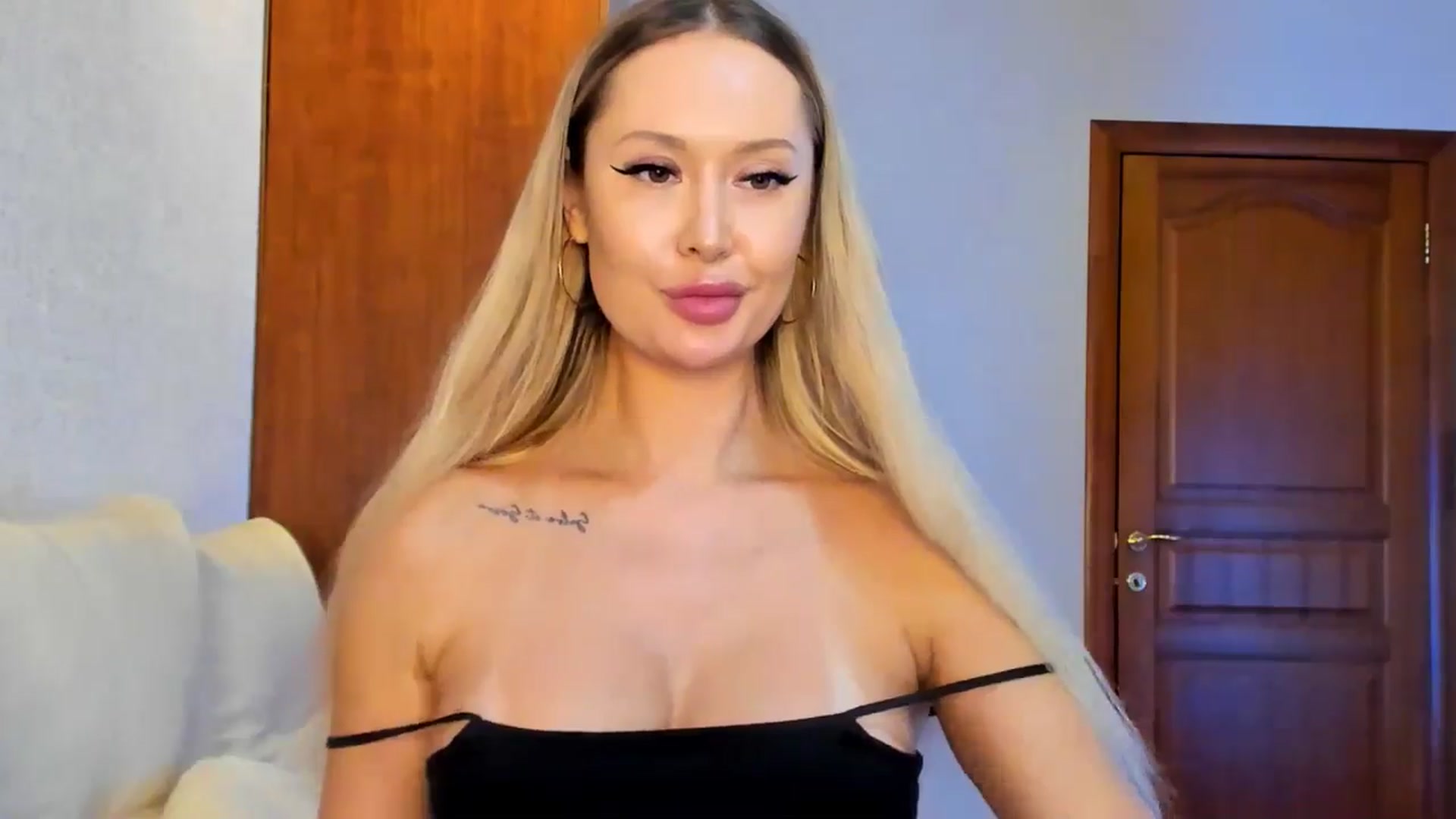 Gallery image thumbnail from MarySweety_'s myfreecams stream on, 02/02/2026, 05:49 image 14 of 20