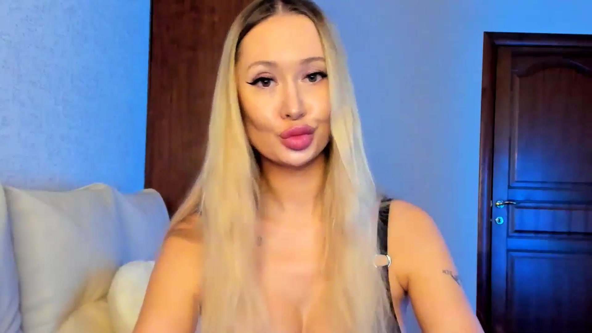 Gallery image thumbnail from MarySweety_'s myfreecams stream on, 02/07/2026, 06:52 image 7 of 20