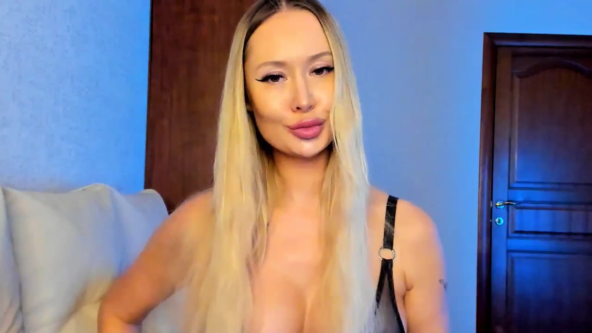 Gallery image thumbnail from MarySweety_'s myfreecams stream on, 02/07/2026, 06:52 image 18 of 20