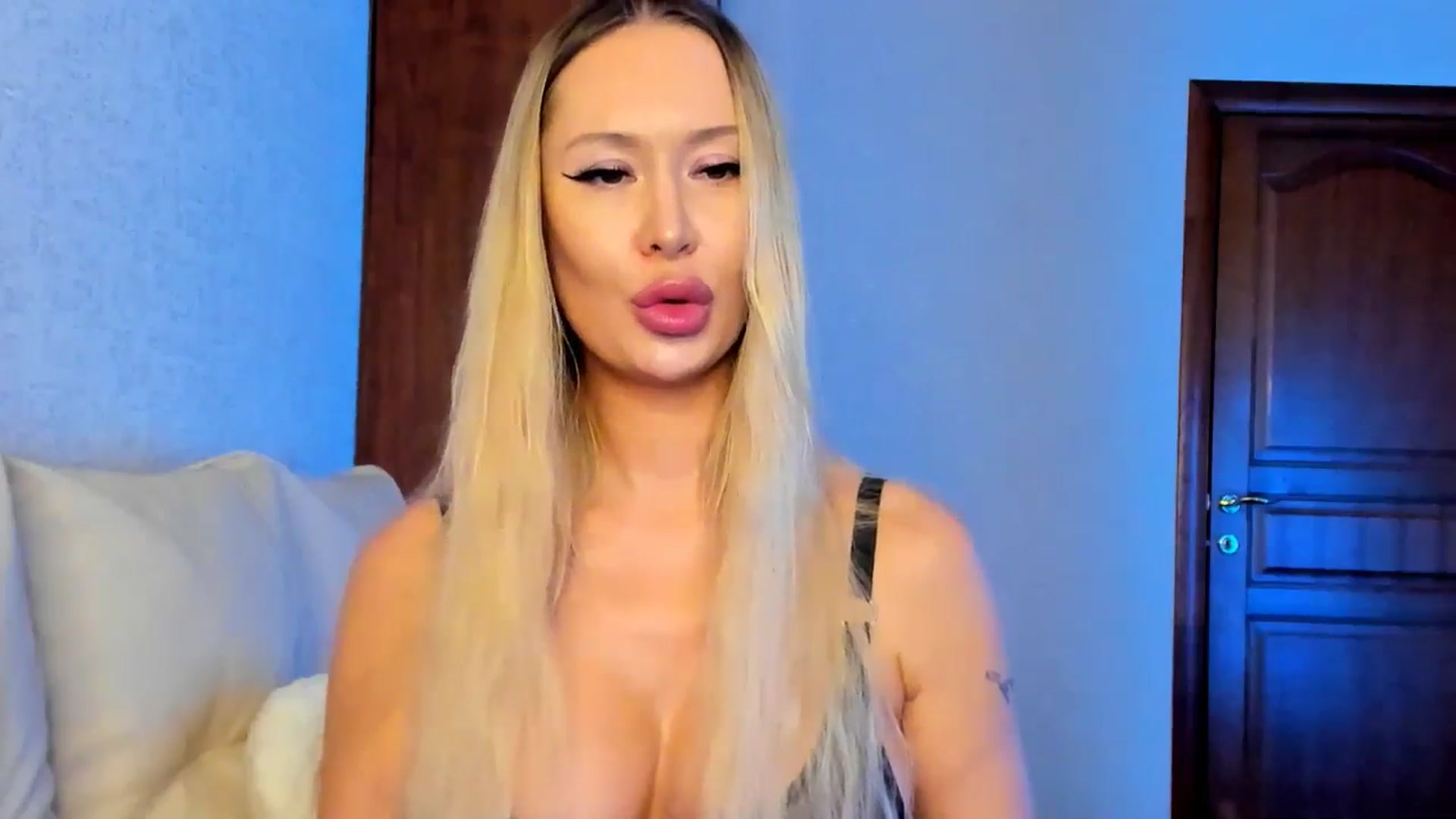 Gallery image thumbnail from MarySweety_'s myfreecams stream on, 02/07/2026, 06:52 image 15 of 20
