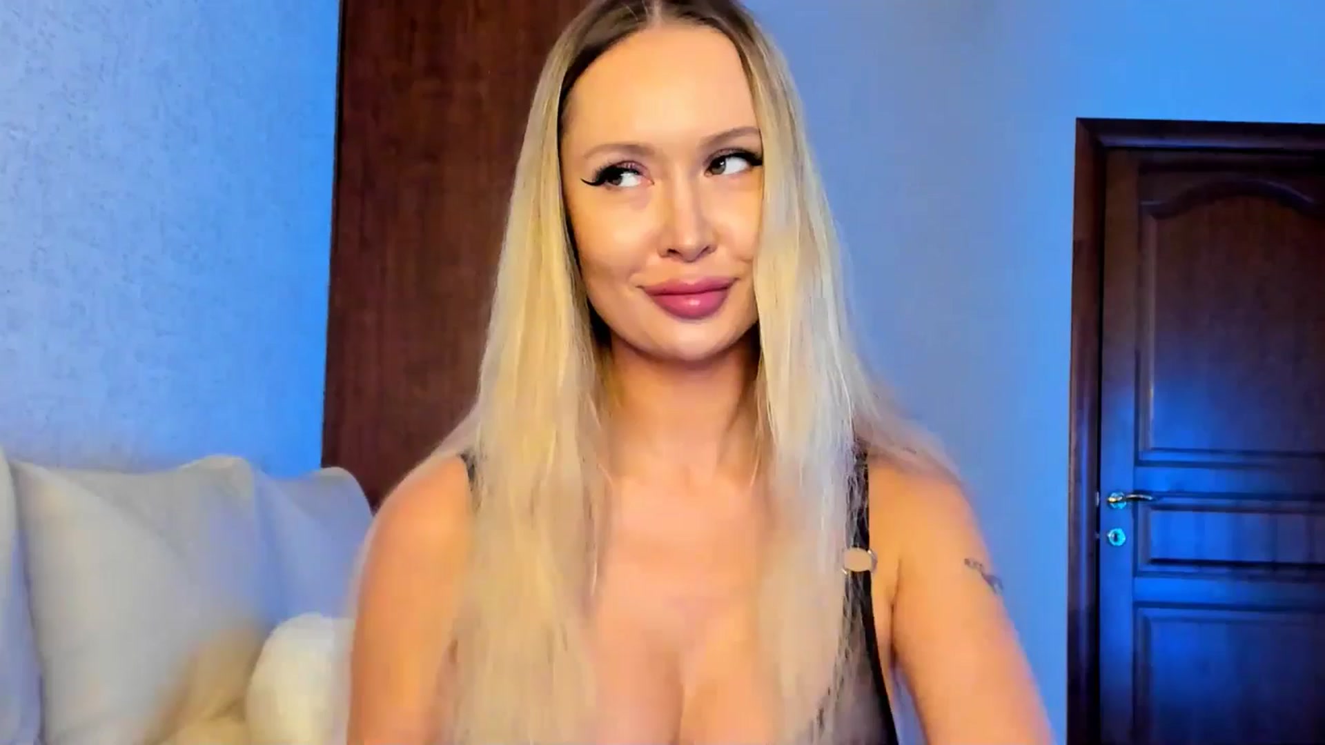 Gallery image thumbnail from MarySweety_'s myfreecams stream on, 02/07/2026, 06:52 image 1 of 20