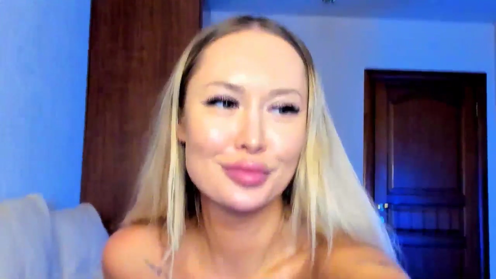Gallery image thumbnail from MarySweety_'s myfreecams stream on, 03/20/2026, 07:10 image 15 of 20