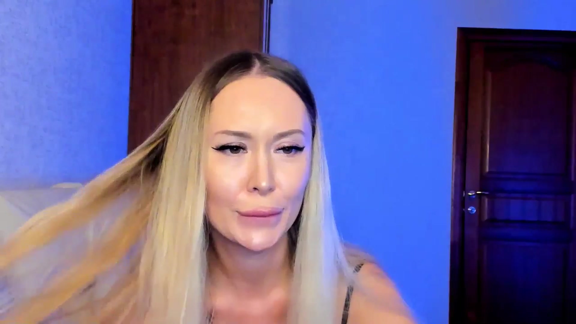 Gallery image thumbnail from MarySweety_'s myfreecams stream on, 04/13/2026, 06:18 image 18 of 20