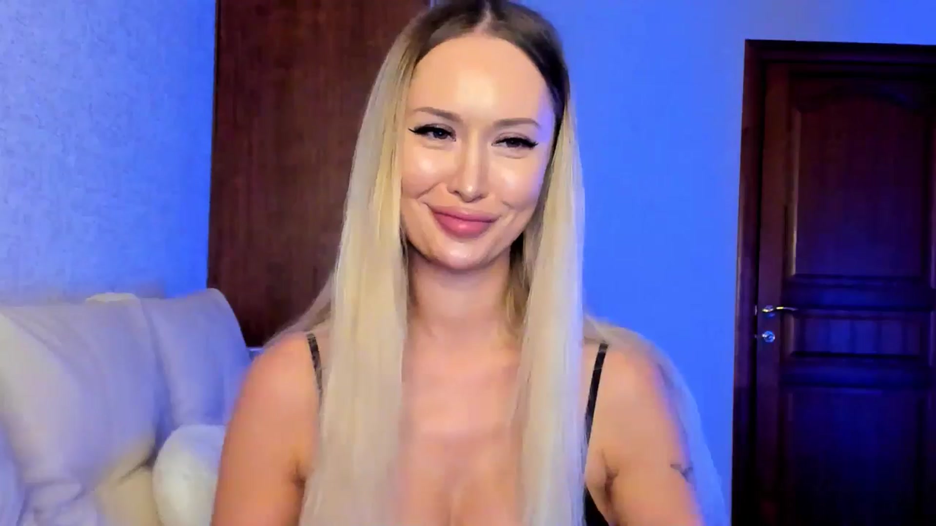 Gallery image thumbnail from MarySweety_'s myfreecams stream on, 04/13/2026, 06:18 image 15 of 20