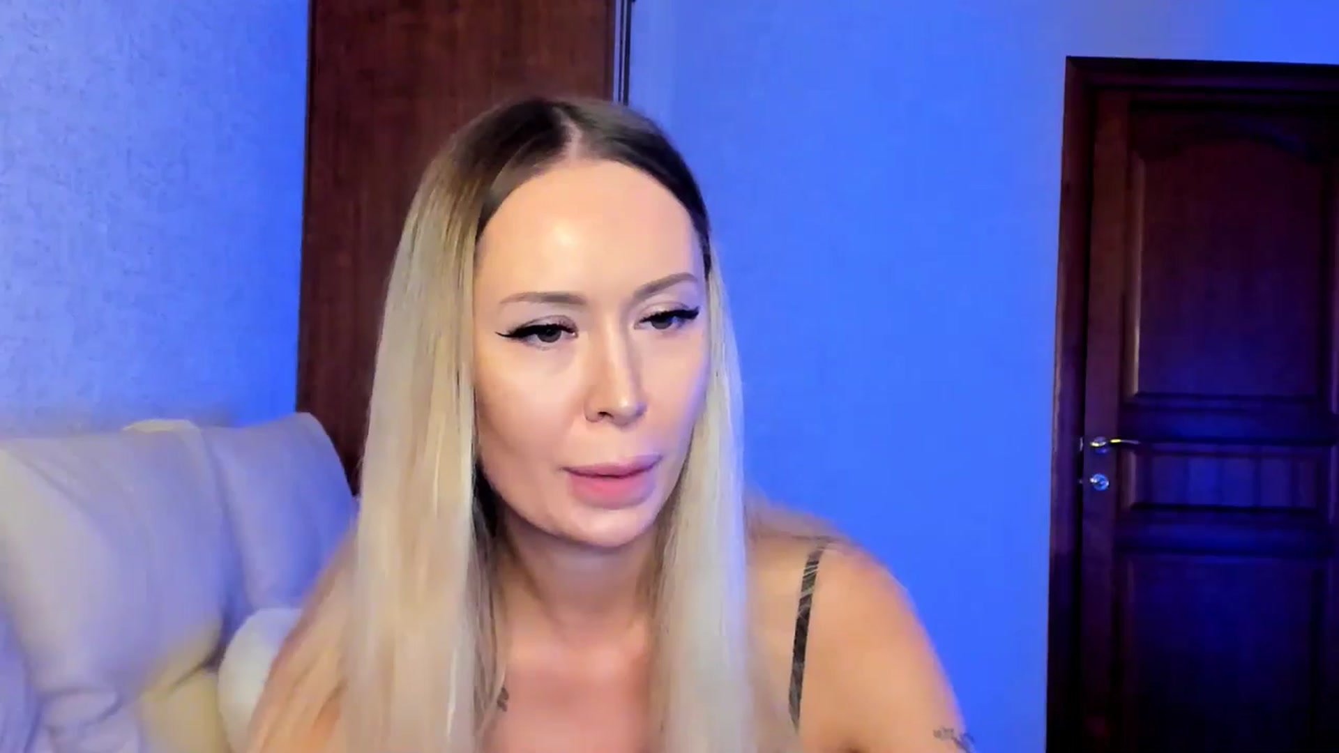Gallery image thumbnail from MarySweety_'s myfreecams stream on, 04/13/2026, 06:18 image 14 of 20