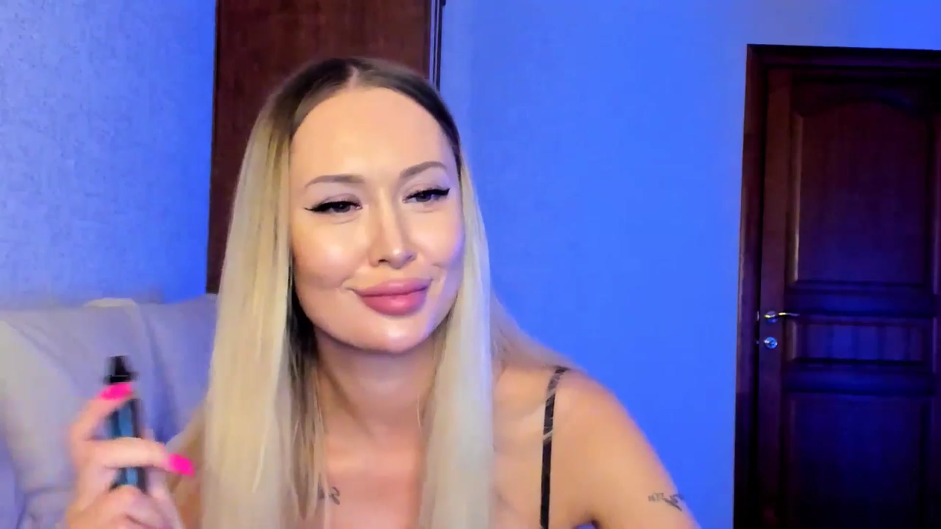 Gallery image thumbnail from MarySweety_'s myfreecams stream on, 04/13/2026, 06:18 image 16 of 20
