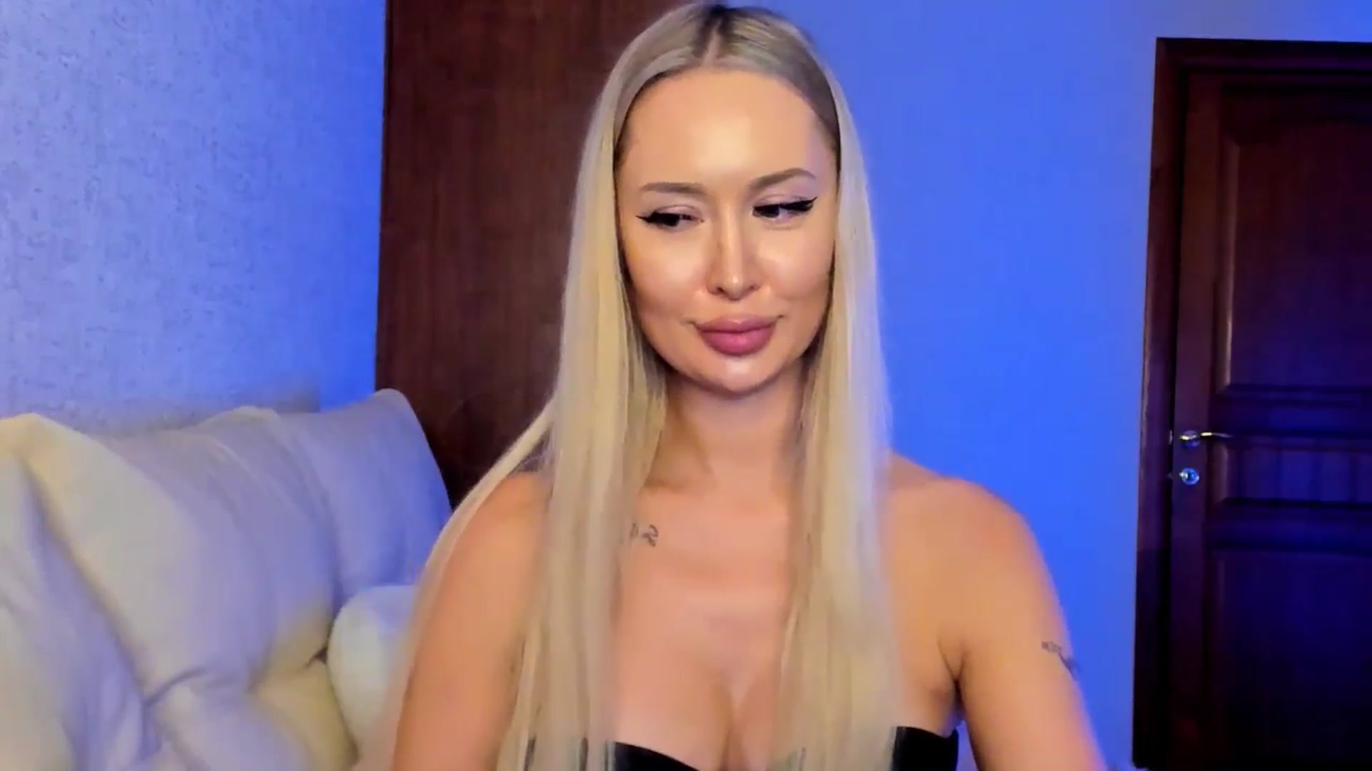 Gallery image thumbnail from MarySweety_'s myfreecams stream on, 04/18/2026, 05:51 image 19 of 20
